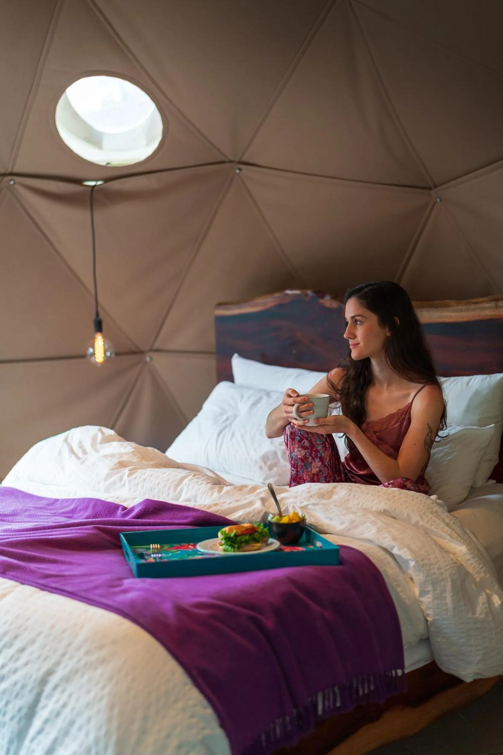 Bed in Chira Glamping Resort Monteverde