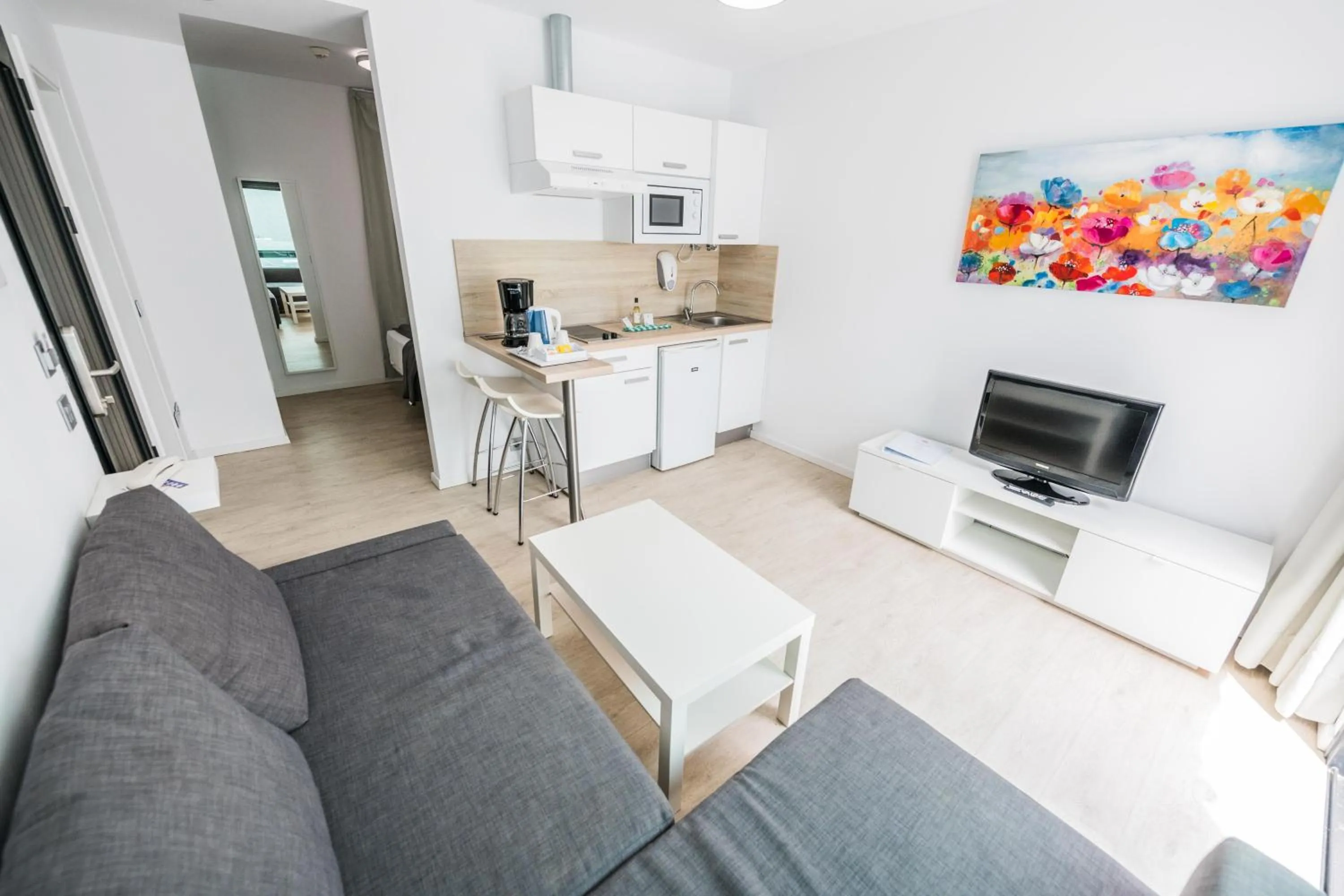 Photo of the whole room in Bahia Calma Beach