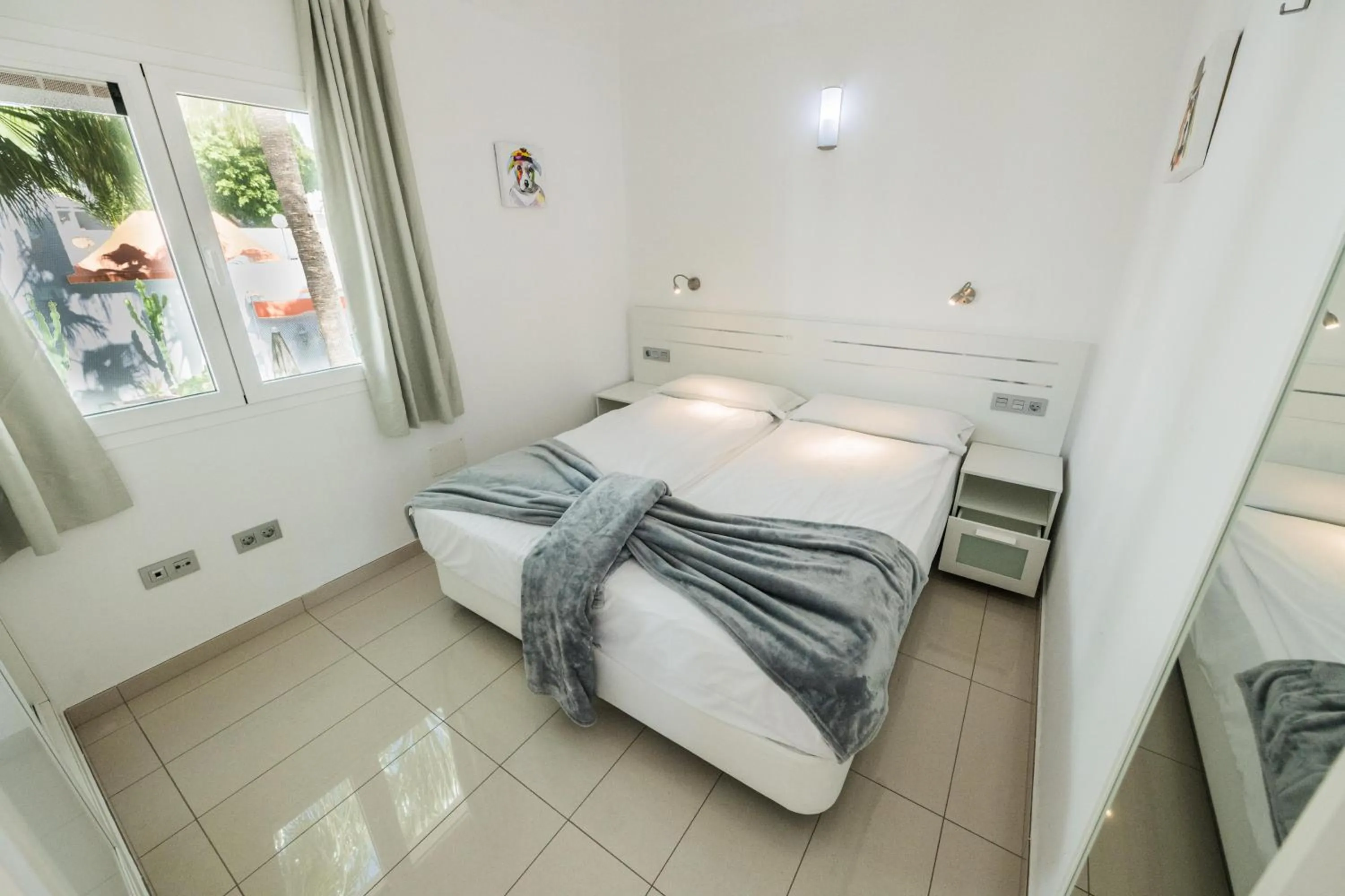 Photo of the whole room, Bed in Bahia Calma Beach