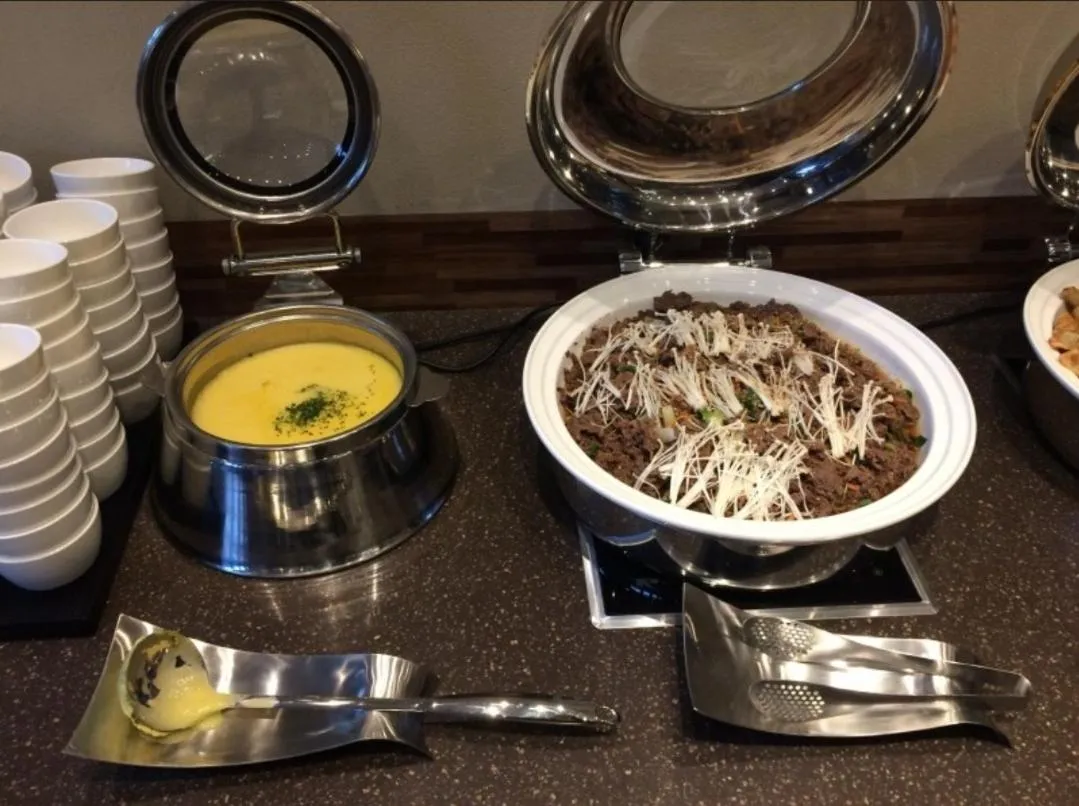 Buffet breakfast in Grand Mer Hotel Seogwipo Ocean