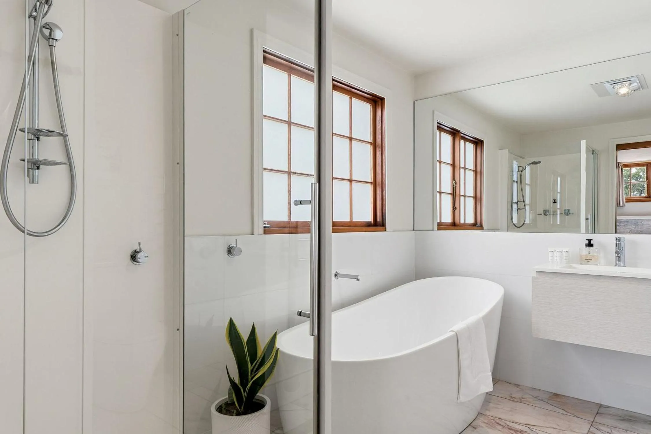 Shower in Otago Cottage