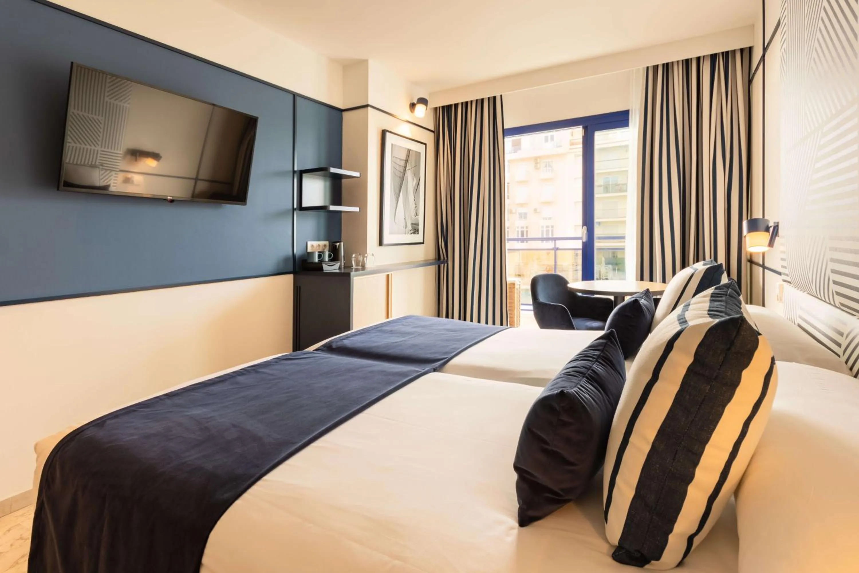 Photo of the whole room, Bed in Hotel Yaramar - Adults Recommended