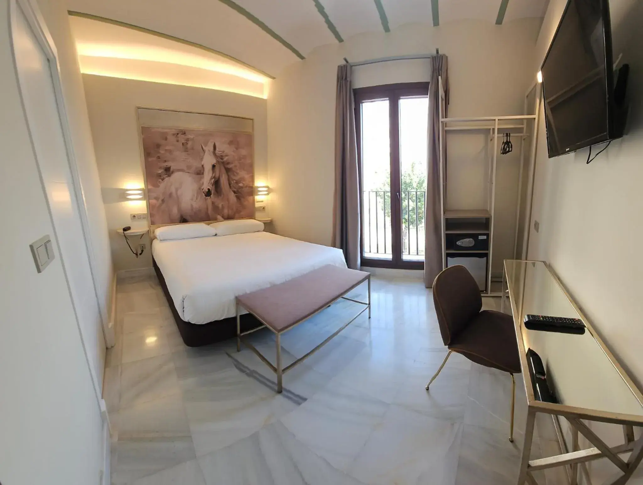 Deluxe Queen Room in Hotel YIT Casa Grande Deluxe Queen Room in Hotel YIT Casa Grande