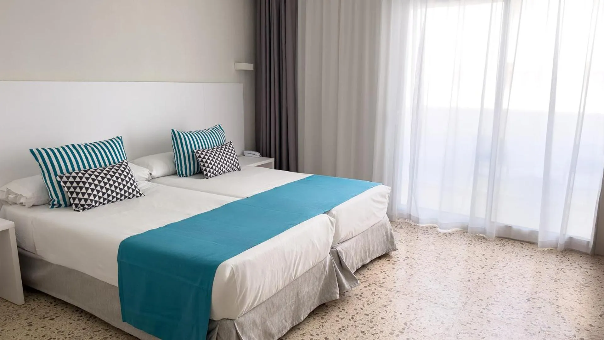 Bed in BLUESEA Piscis - Adults Only