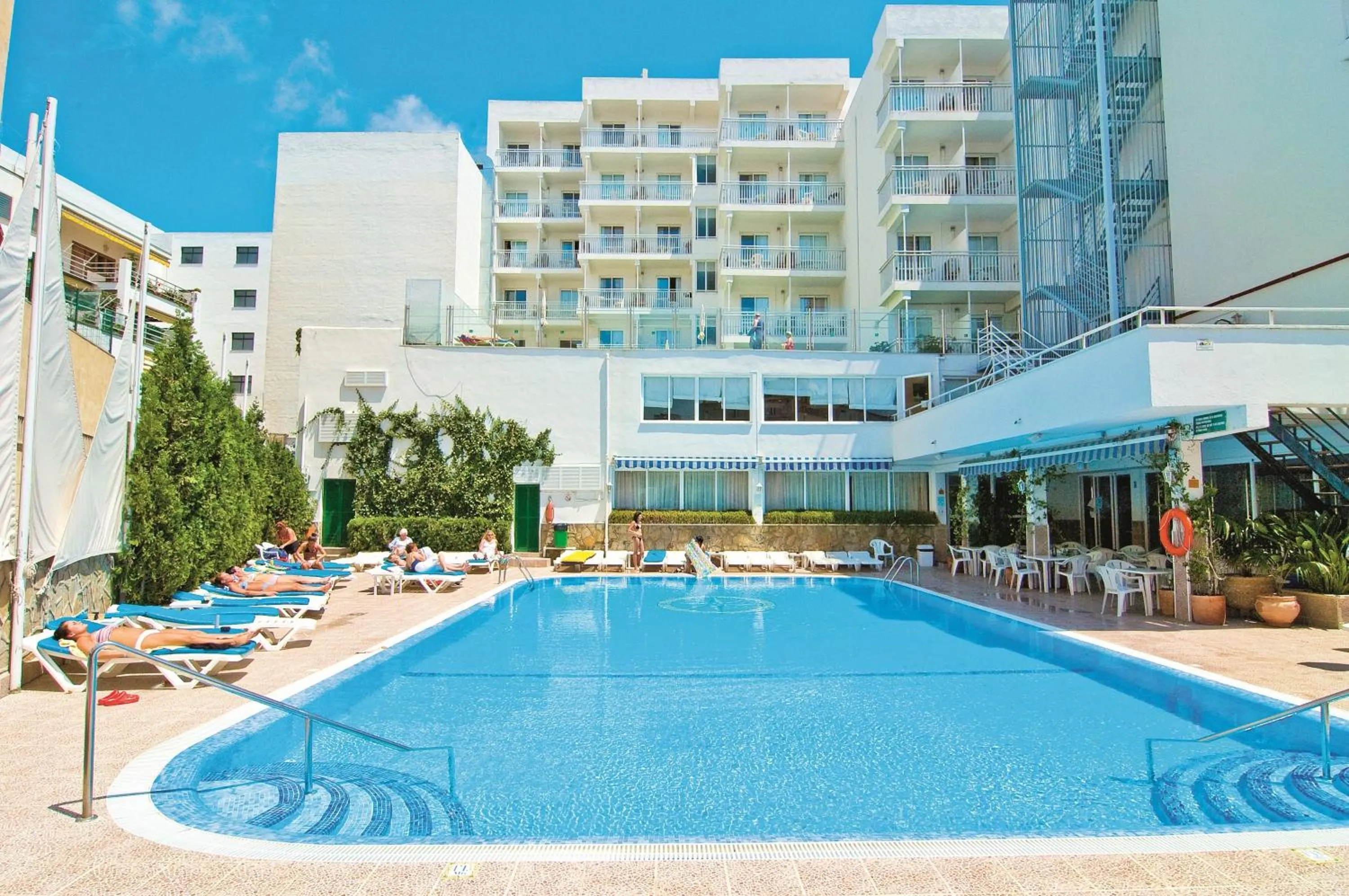 Swimming pool in BLUESEA Piscis - Adults Only