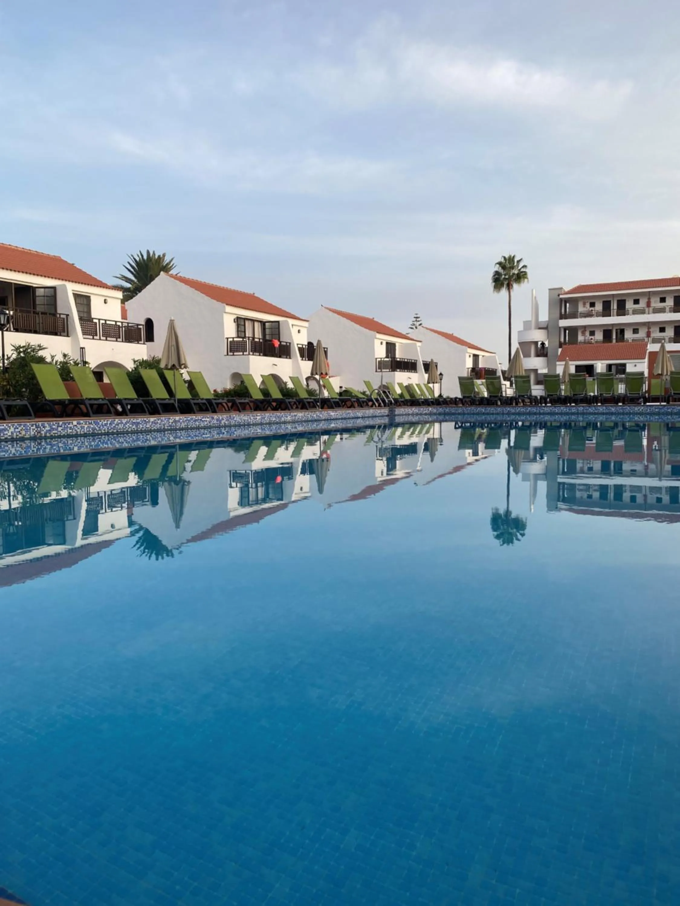Swimming pool in Parquemar