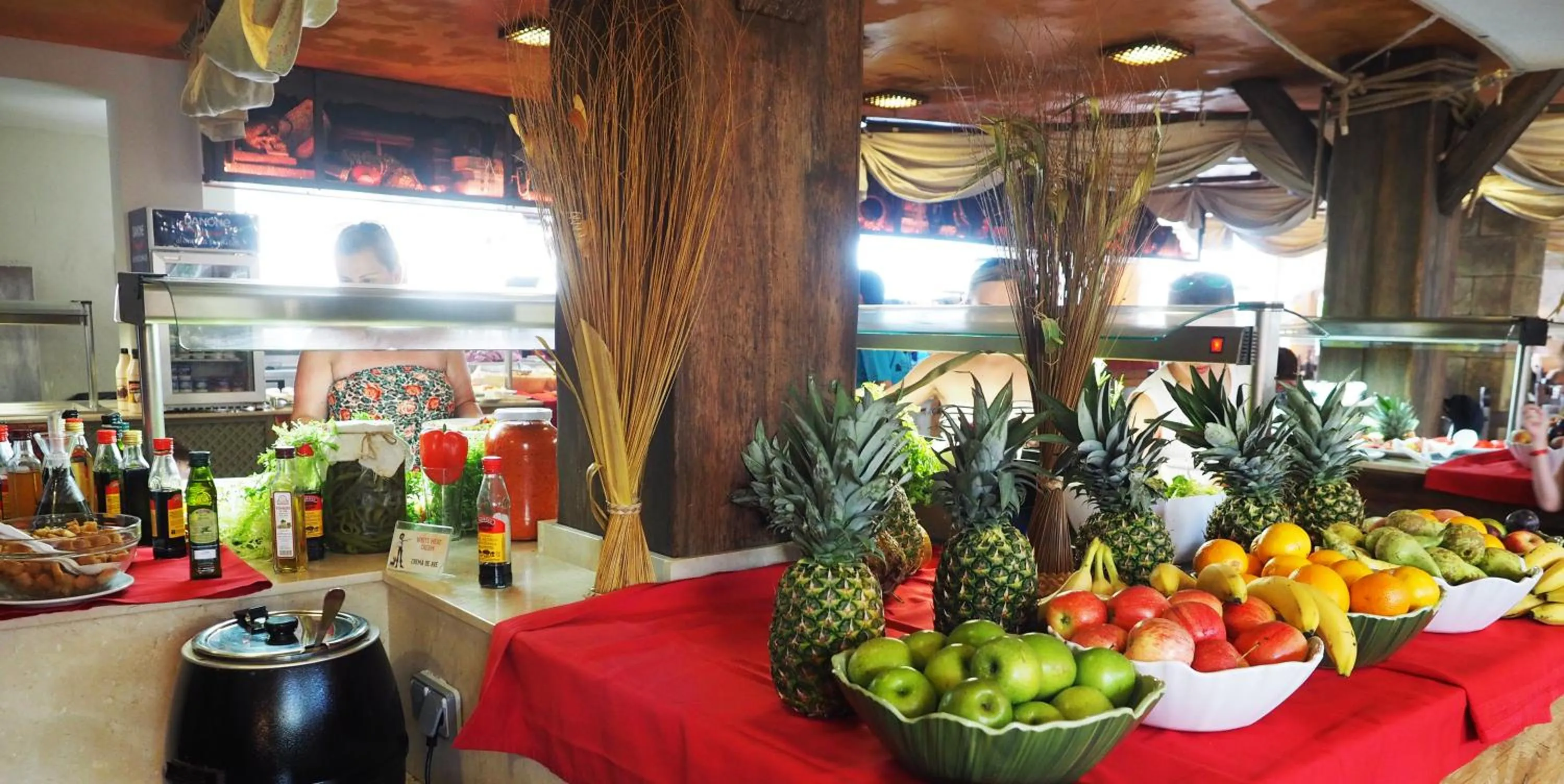 Buffet breakfast in Pirates Village