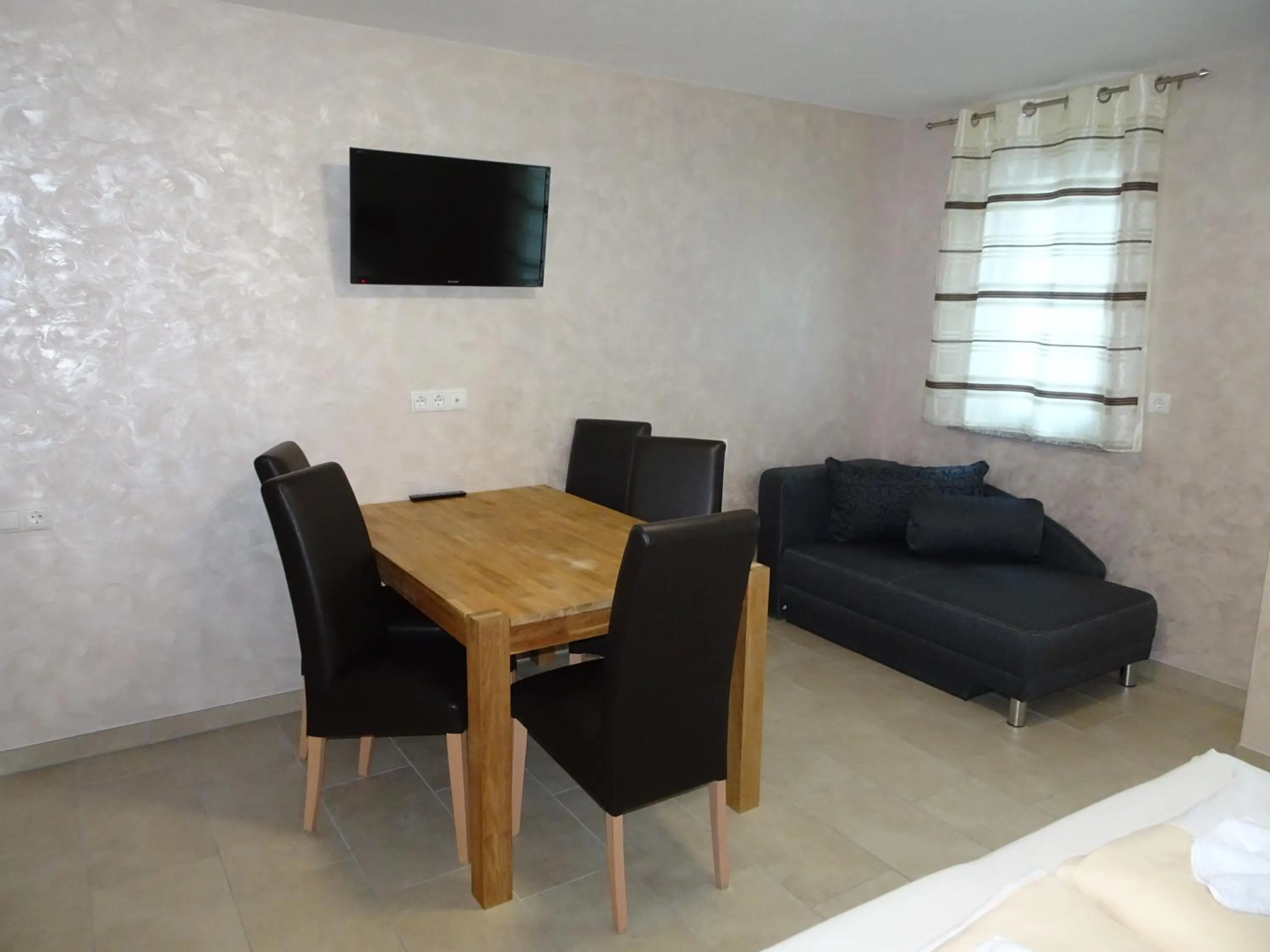 Living room in Hilda Apartments Rust