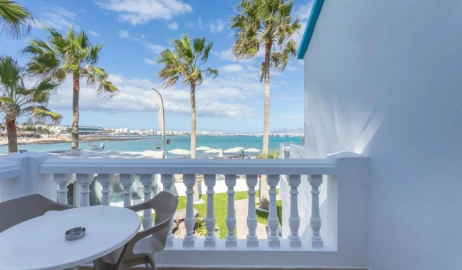 Apartamentos LIVVO Galera Beach