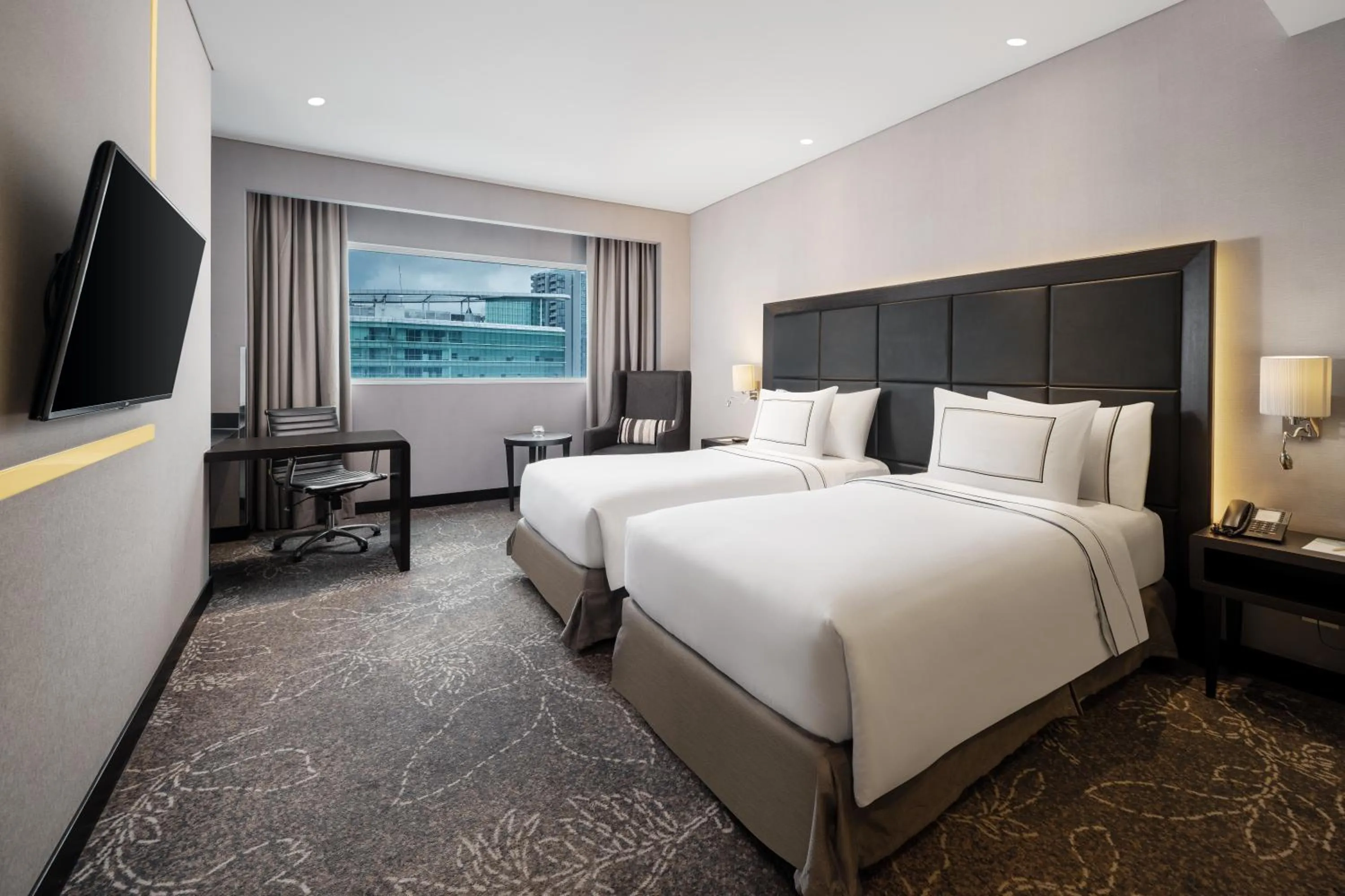 Bed in Melia Makassar