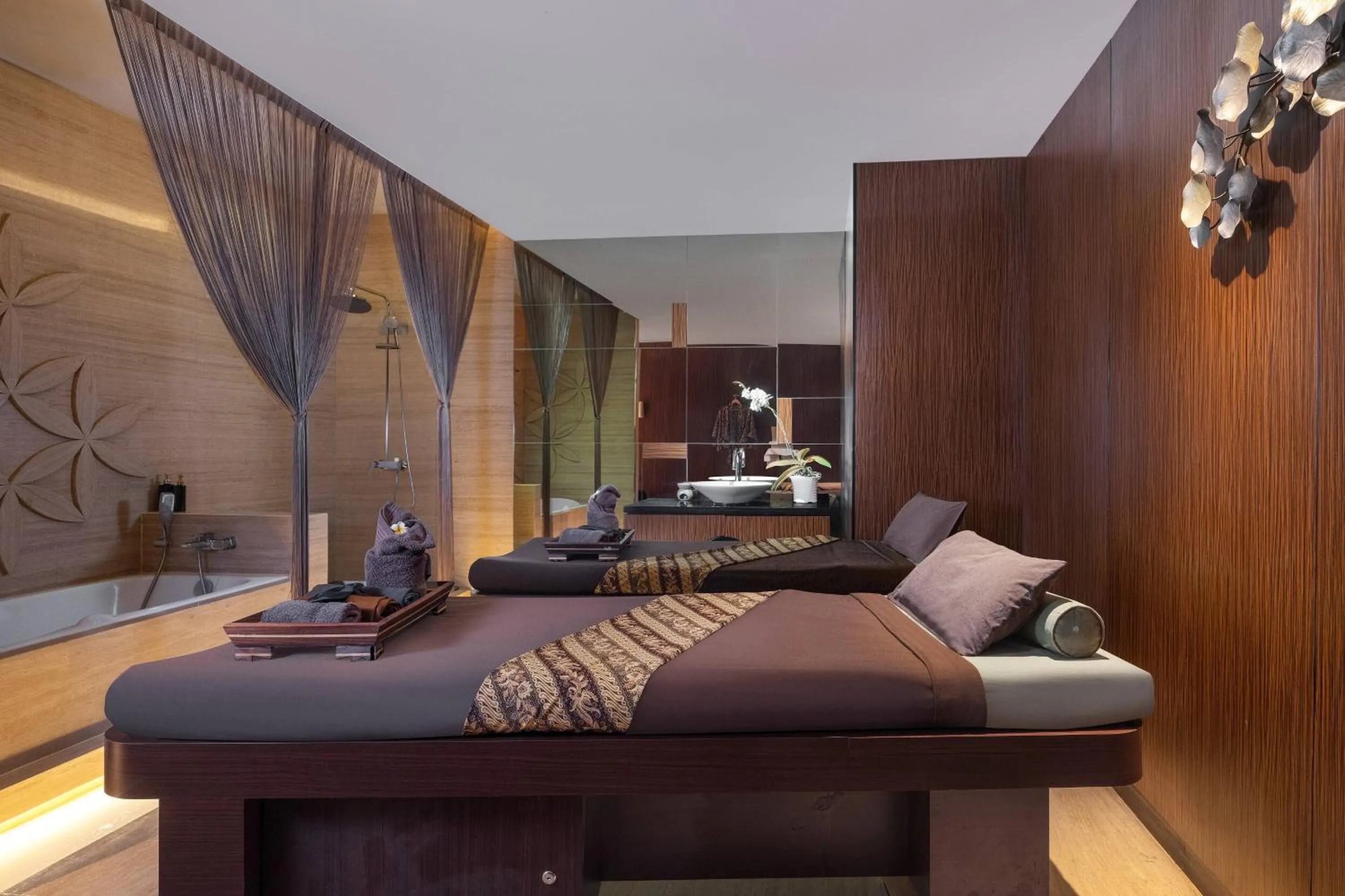 Bed in Meliá Makassar