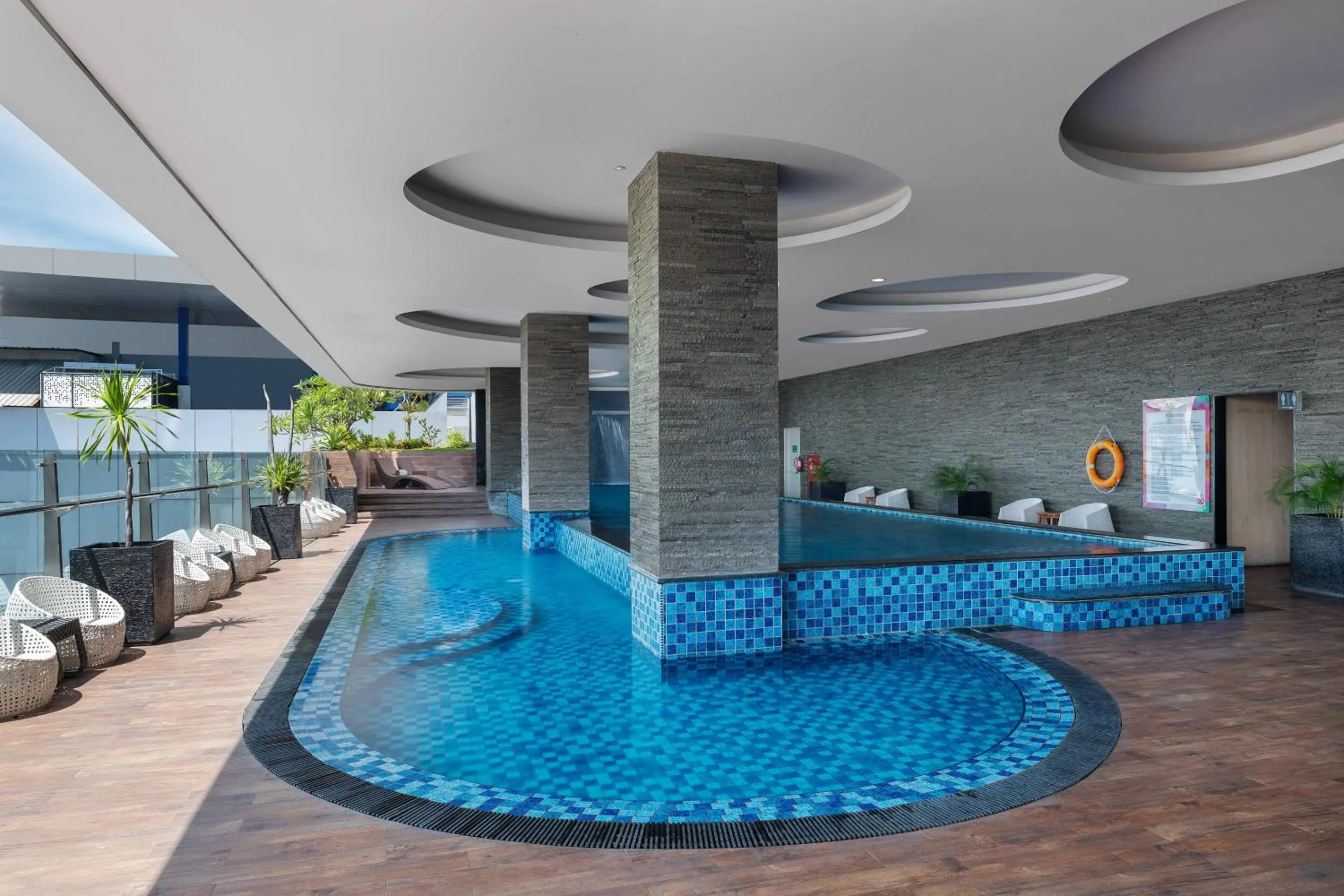 Property building in Meliá Makassar