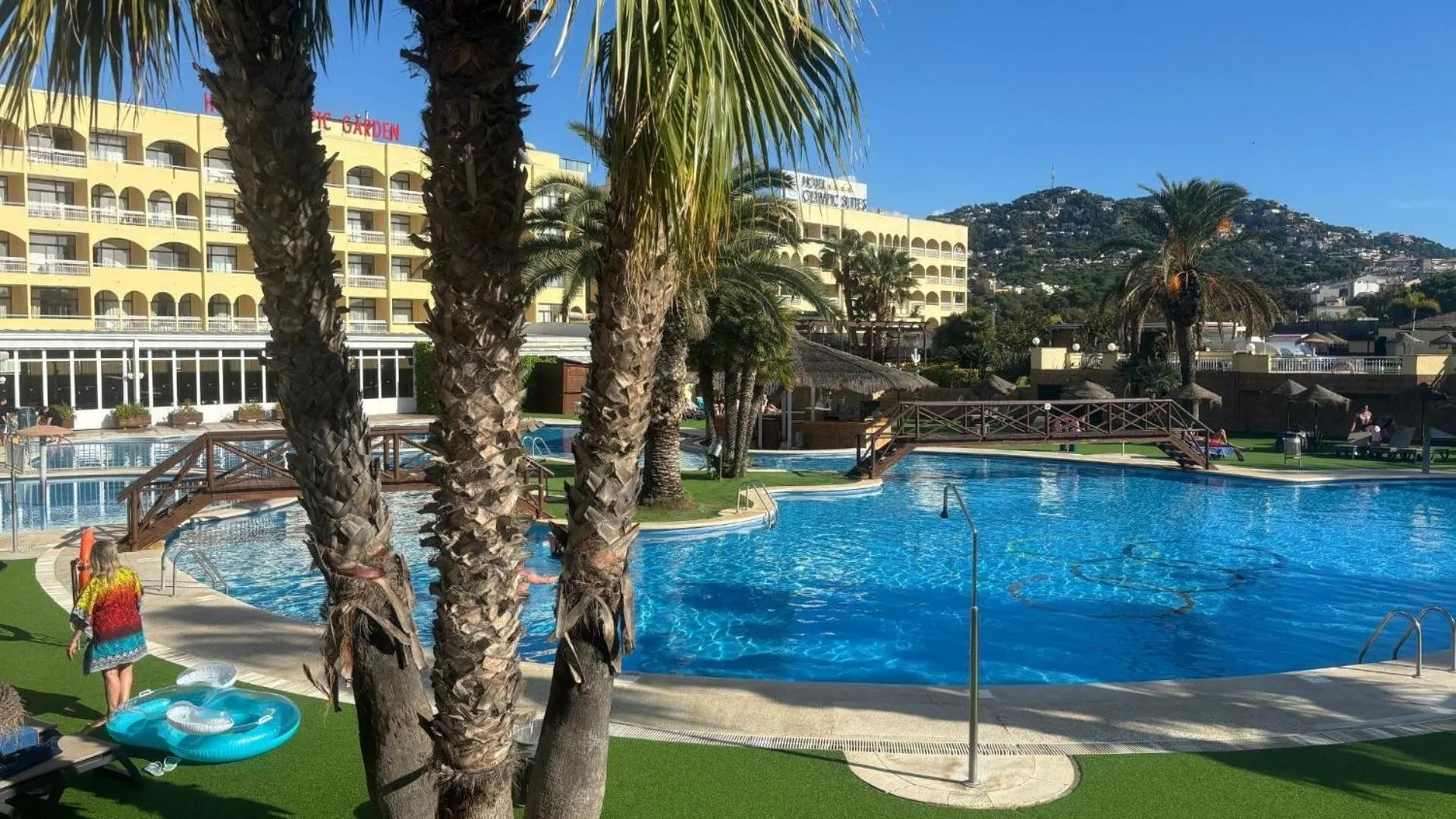 Swimming pool in Evenia Olympic Palace
