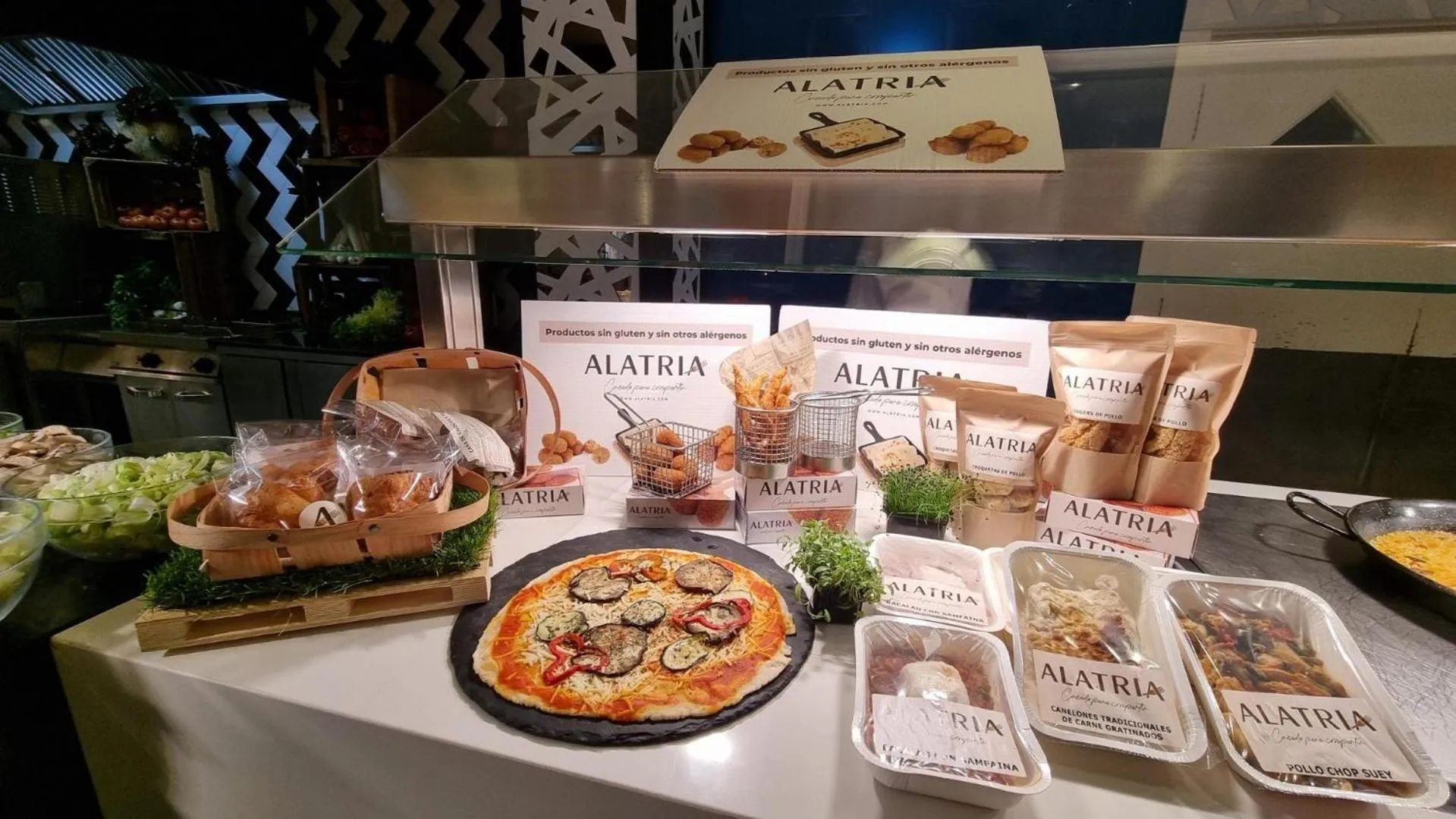 Restaurant/places to eat in Evenia Olympic Palace