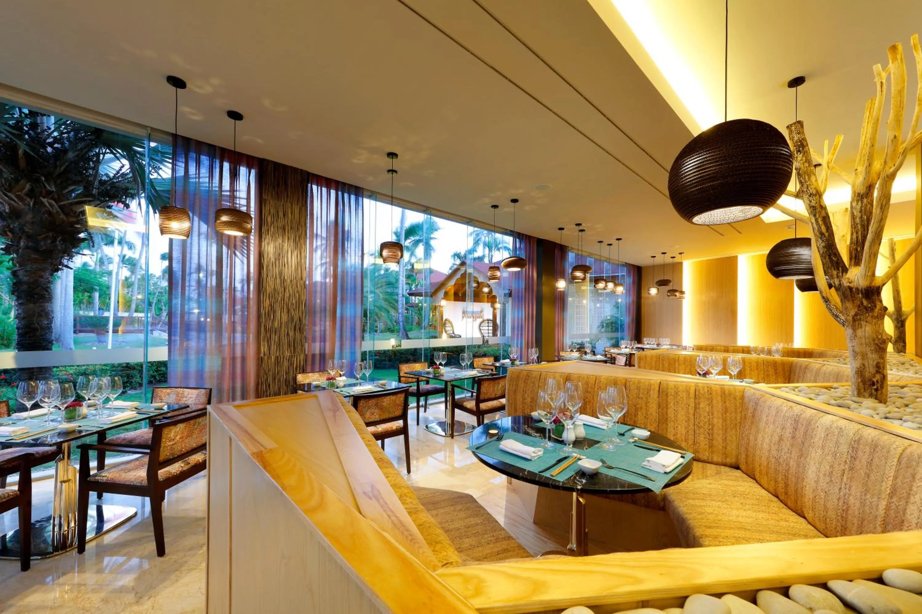 Restaurant/places to eat in TRS Turquesa Hotel - Adults Only - All Inclusive