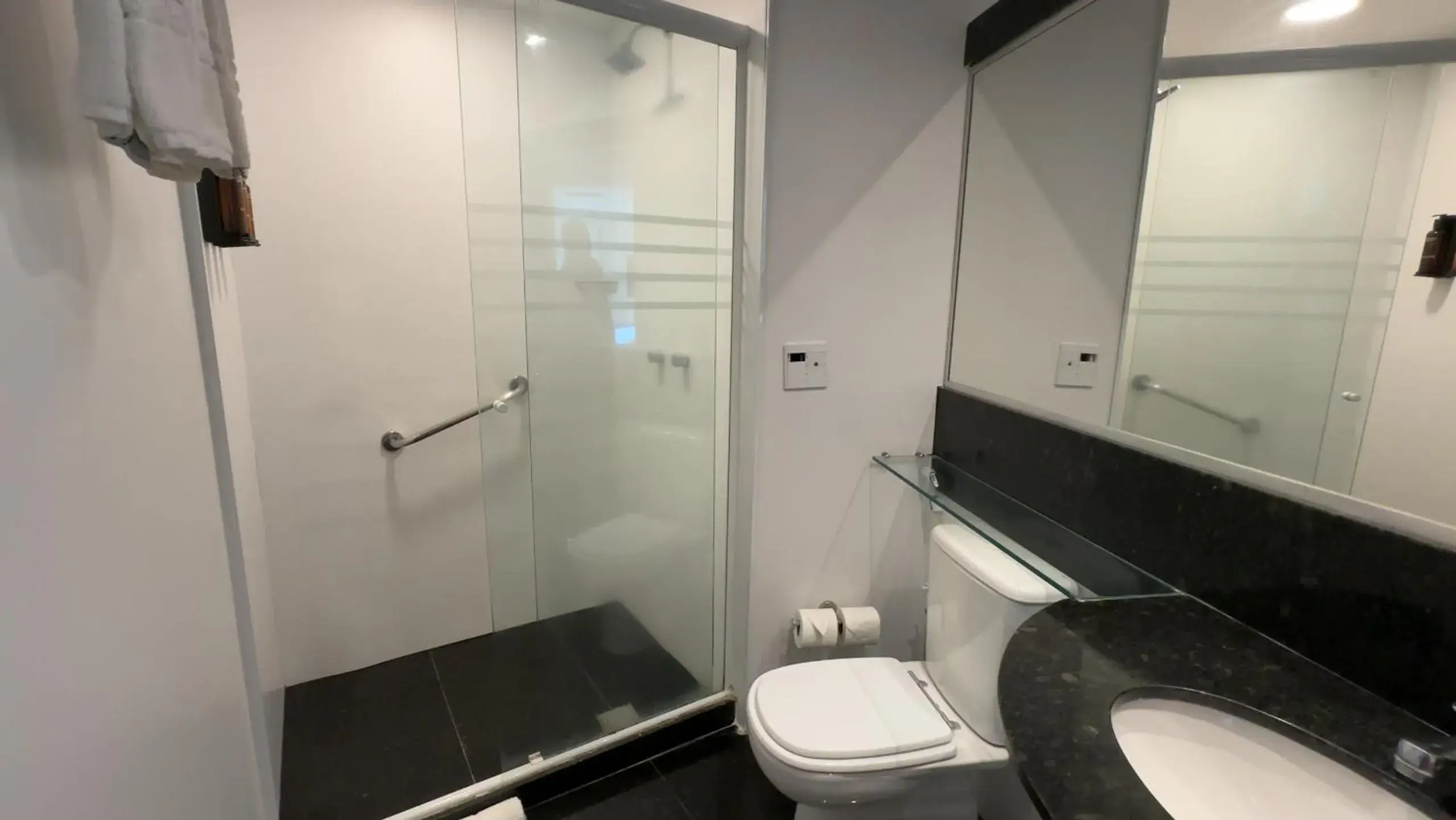 Deluxe King Suite in Wyndham Rio Barra Deluxe King Suite in Wyndham Rio Barra