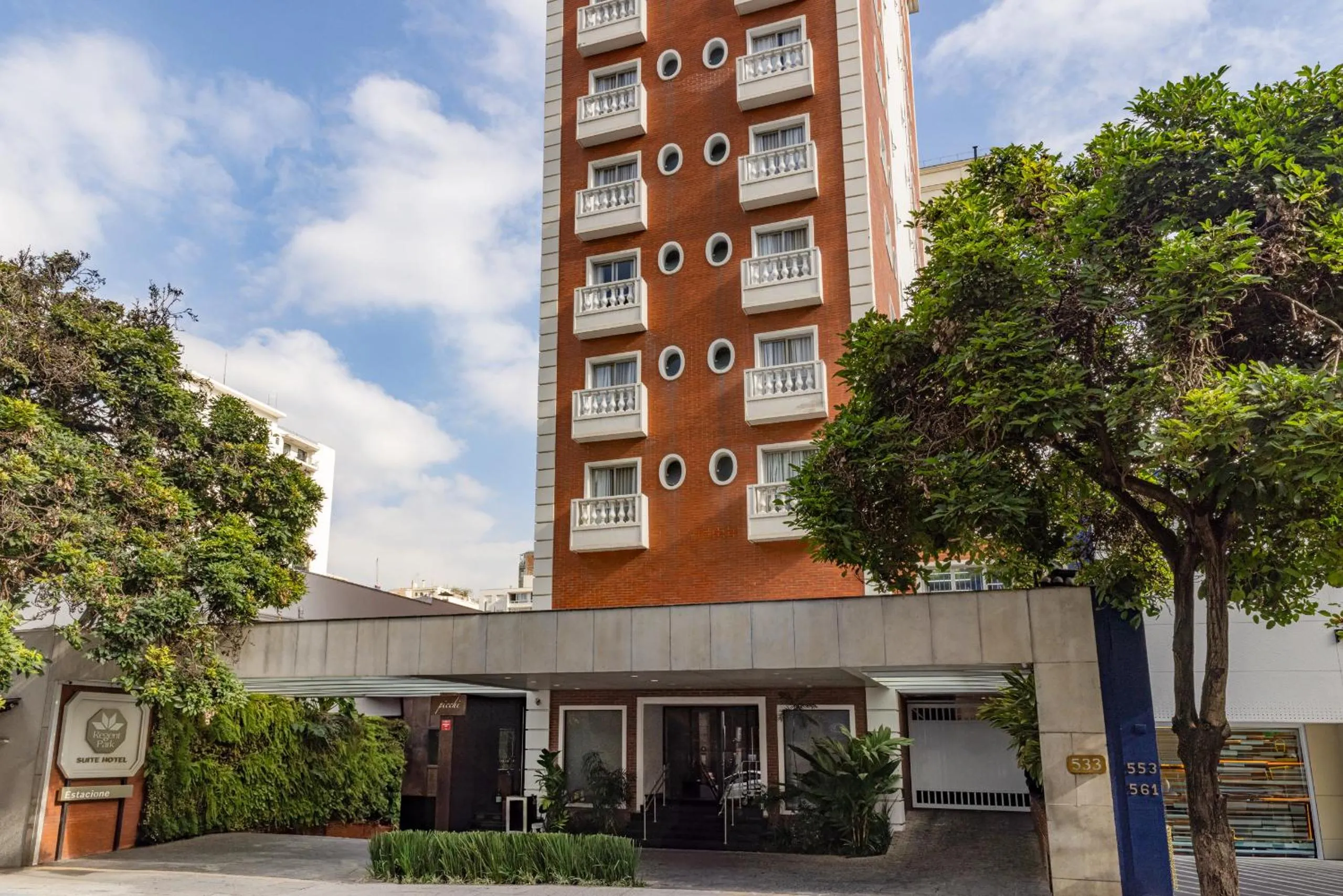 Property building in Regent Park Suite Hotel