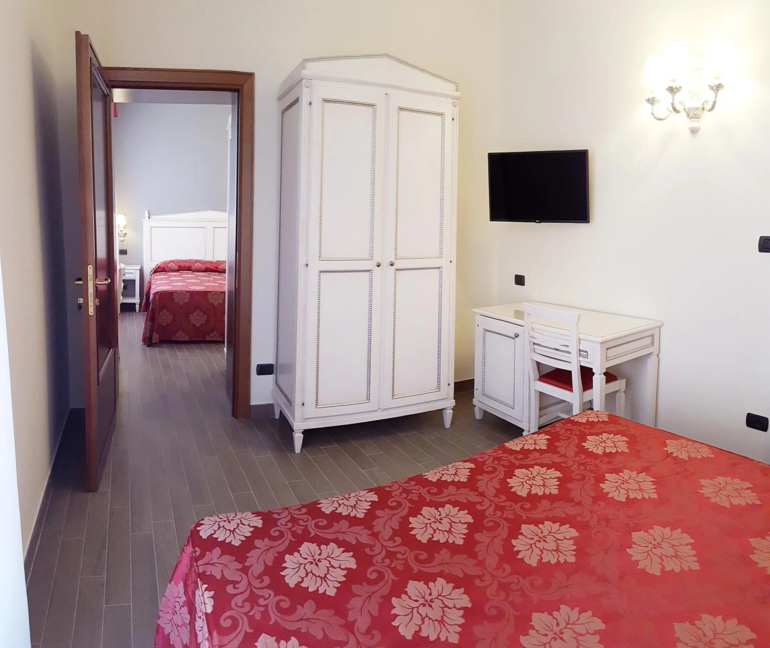 Photo of the whole room, Bed in Notti sull'Adige