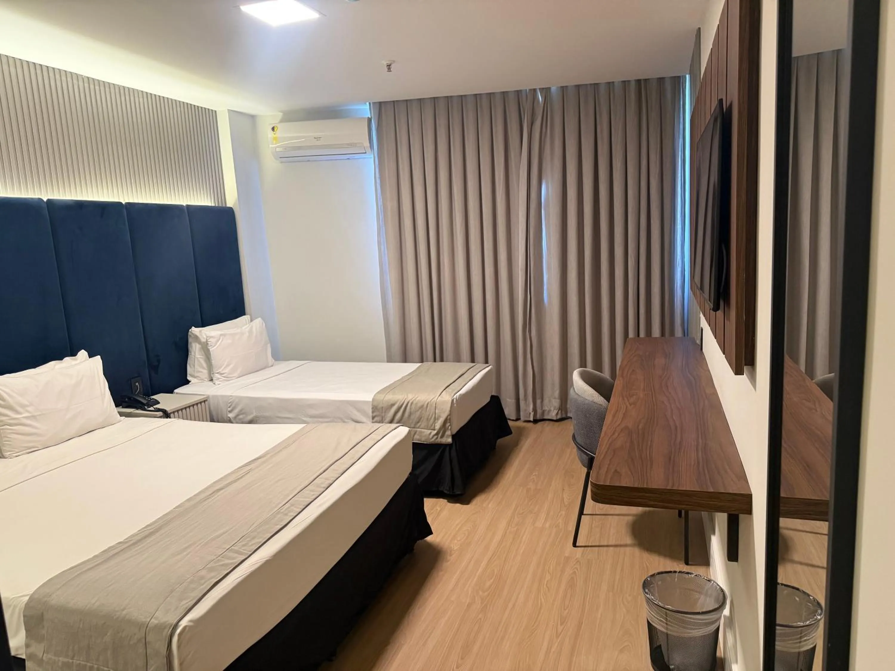 Bed in Américas Benidorm Hotel