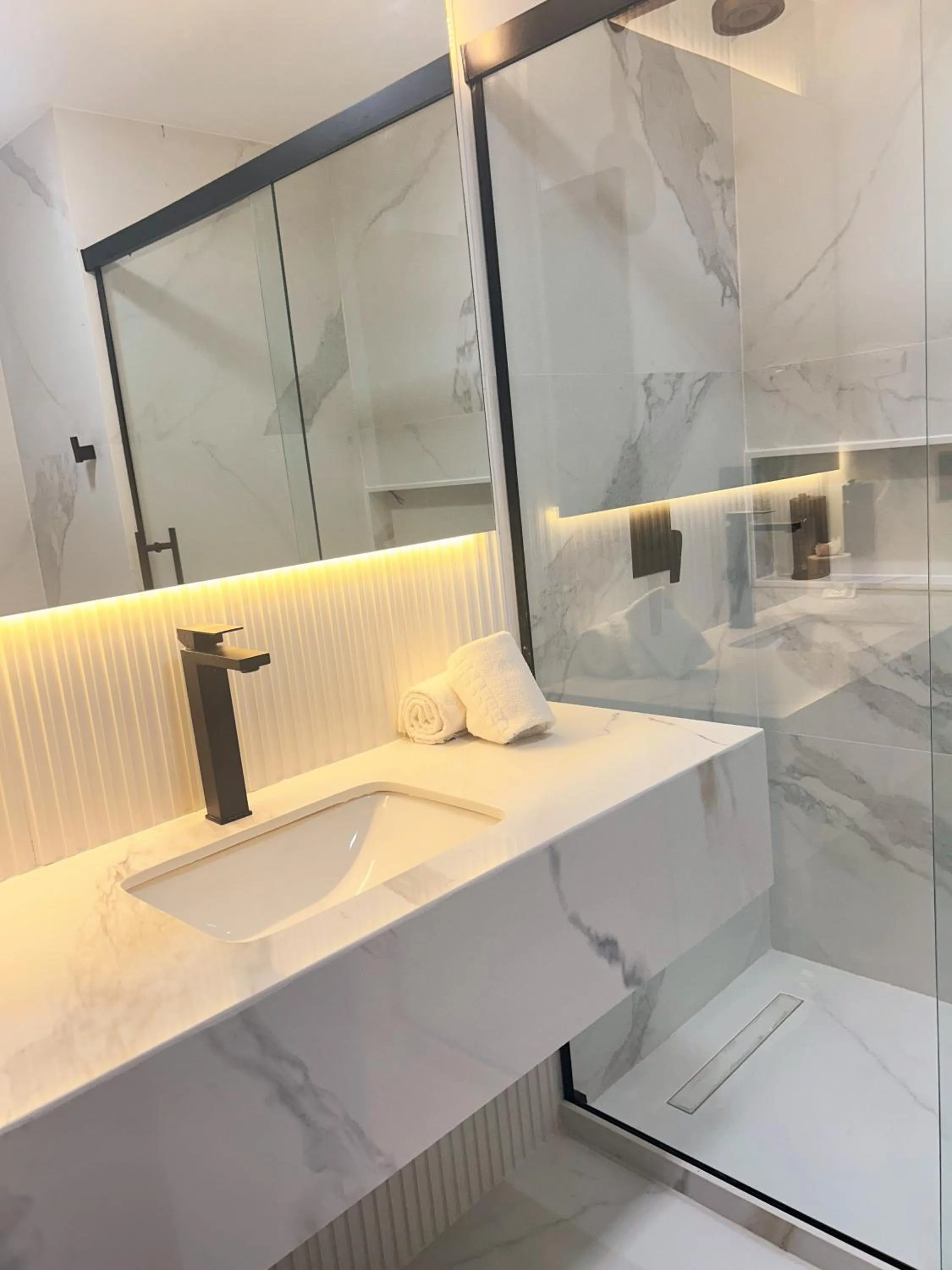 Bathroom in Américas Benidorm Hotel