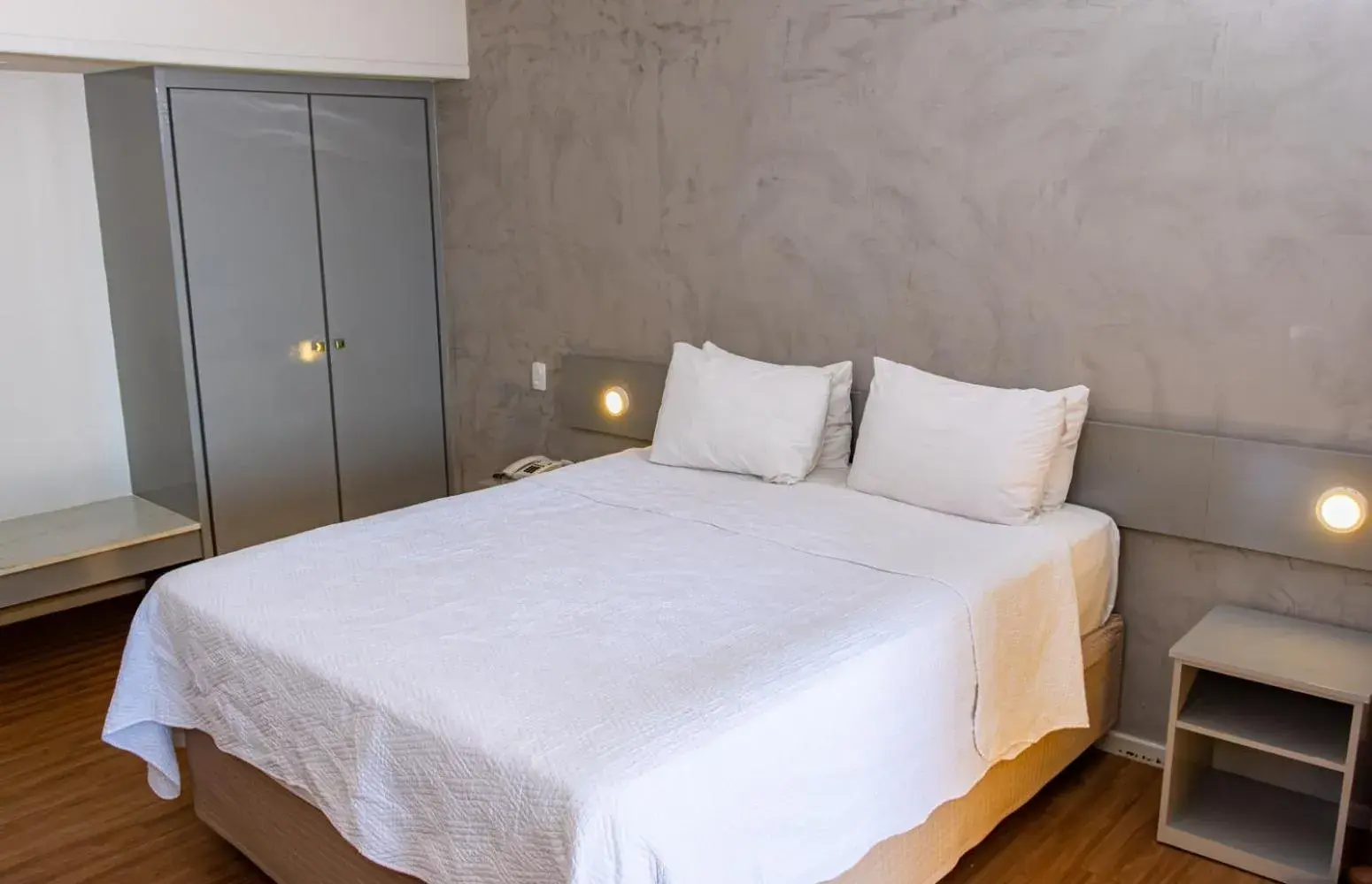 Superior Double Room with Pool View in Grande Hotel da Barra Superior Double Room with Pool View in Grande Hotel da Barra