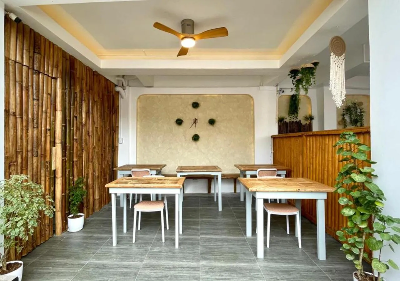 Area and facilities in Chill Out Hostel