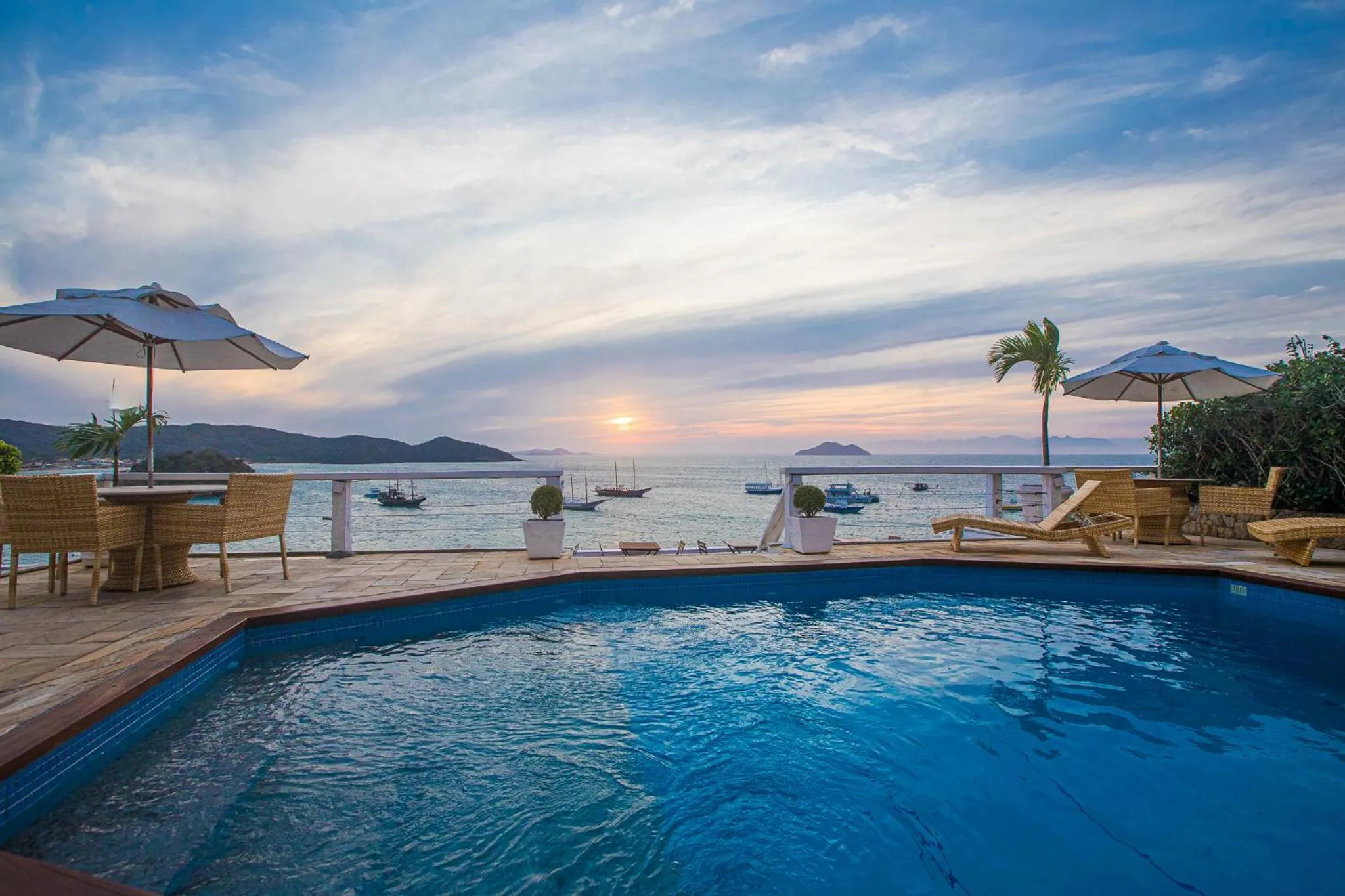 Beach in Byblos Pousada