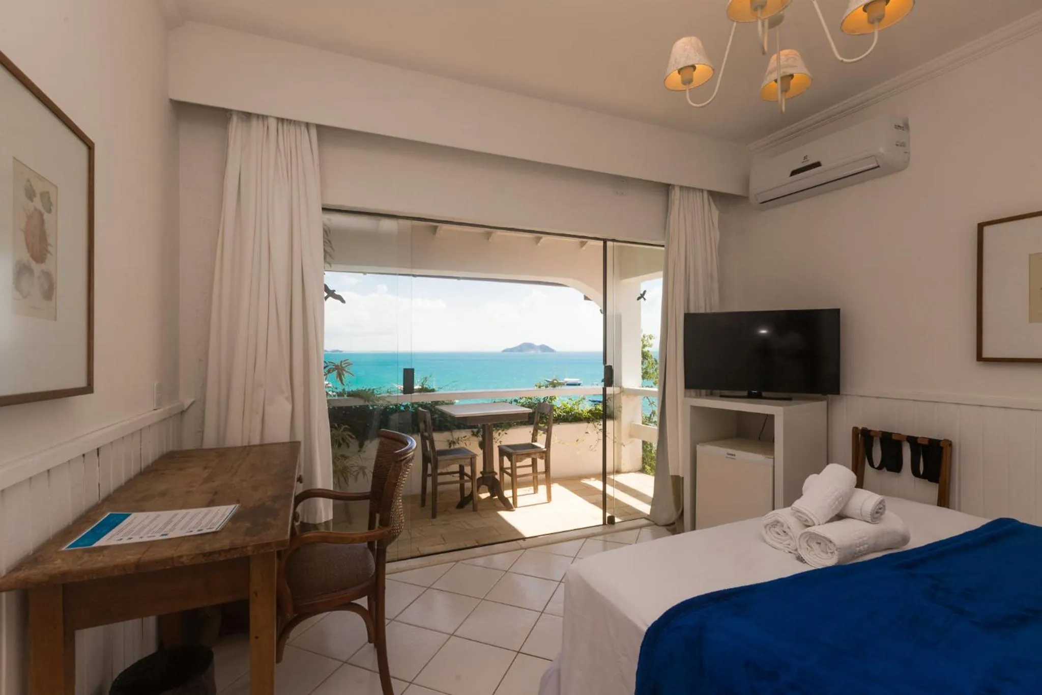 View (from property/room), Bed in Byblos Pousada