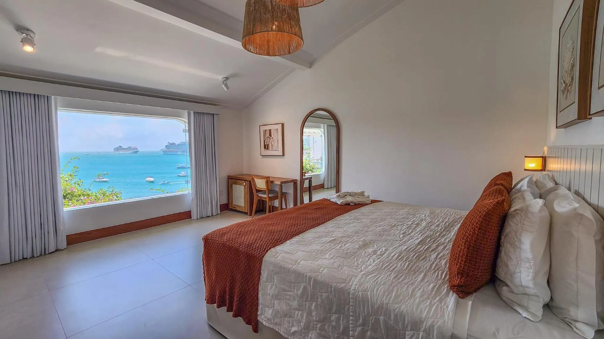 Bedroom, Bed in Byblos Pousada