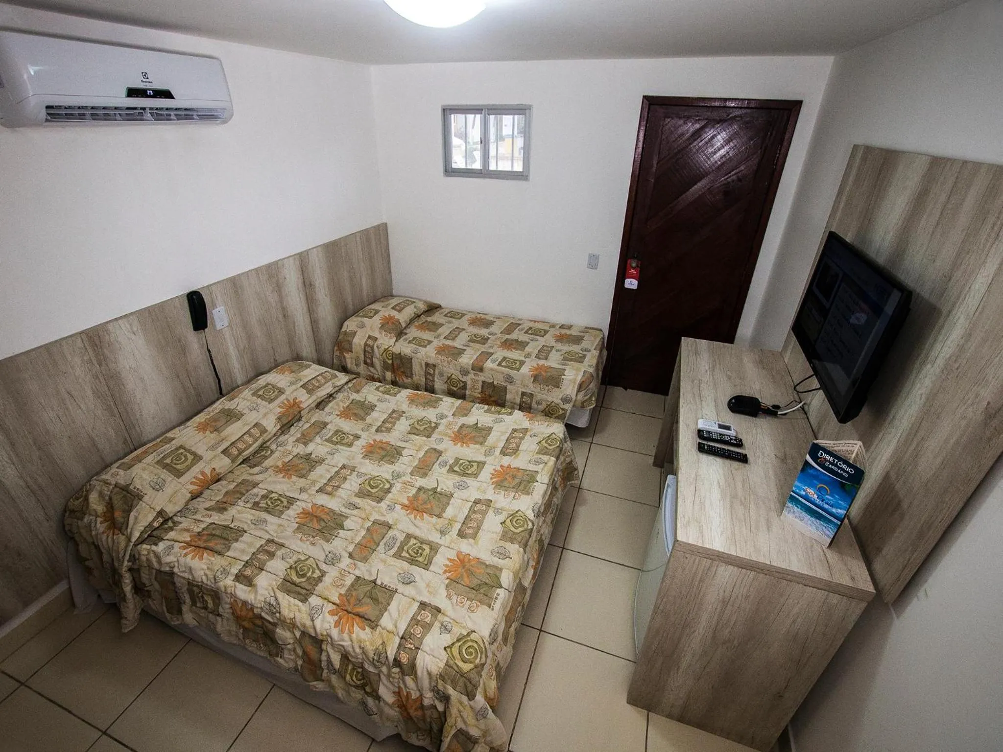 TV and multimedia in Sol Praia Marina Hotel