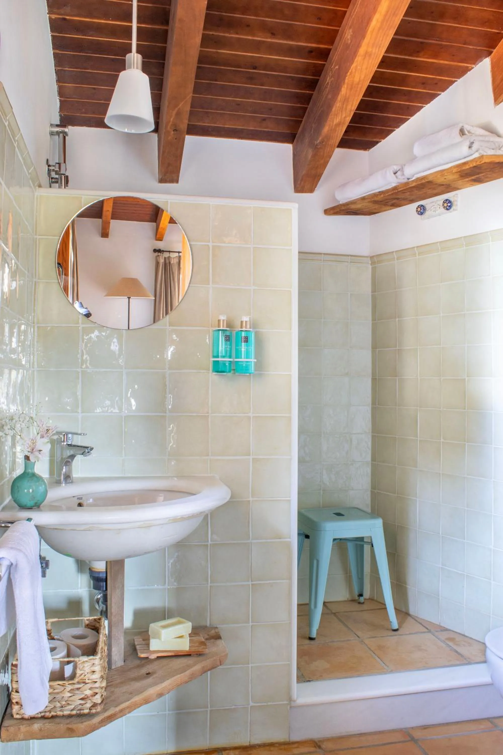 Bathroom in MasQi, The Energy House