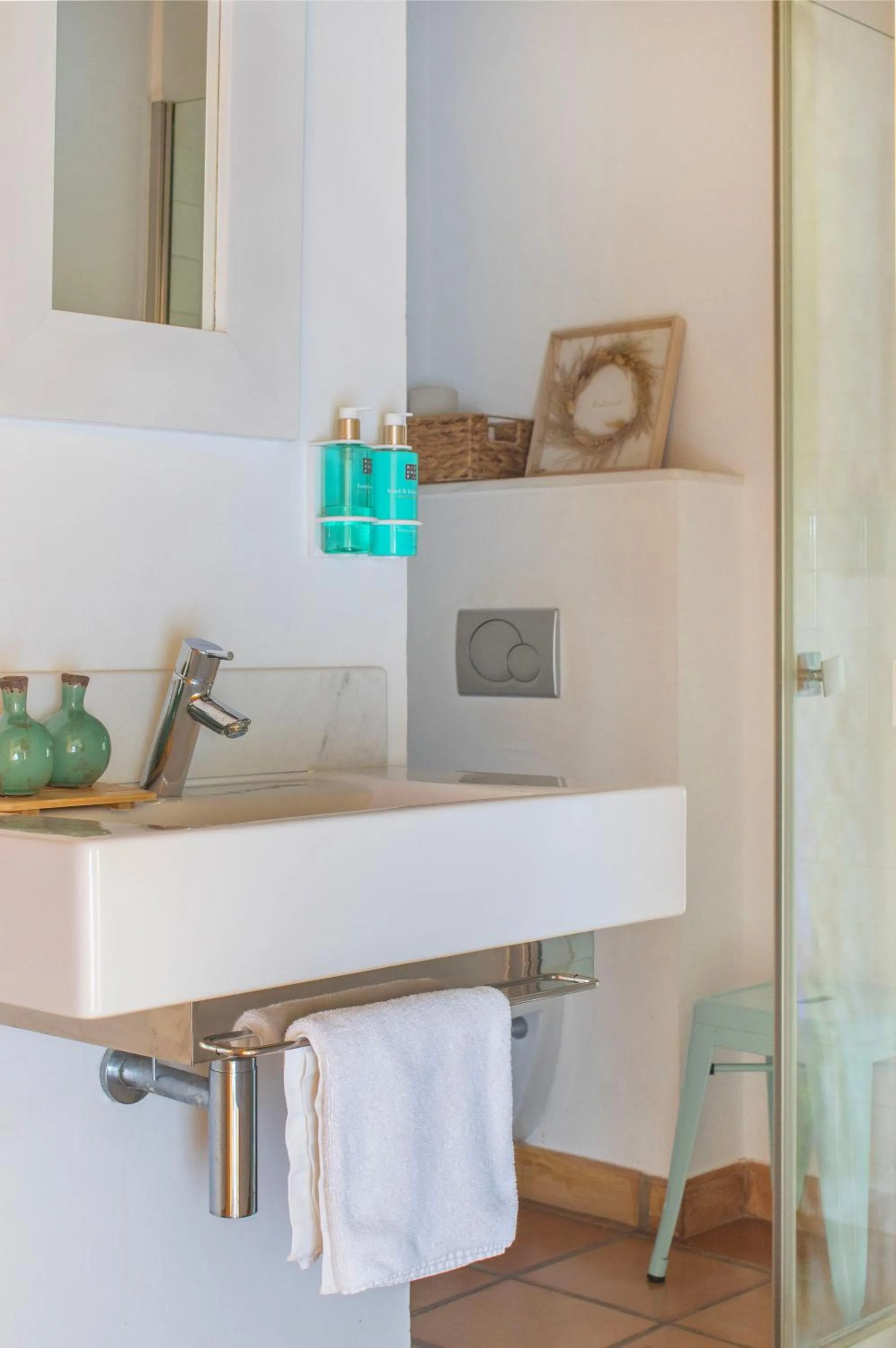 Bathroom in MasQi, The Energy House