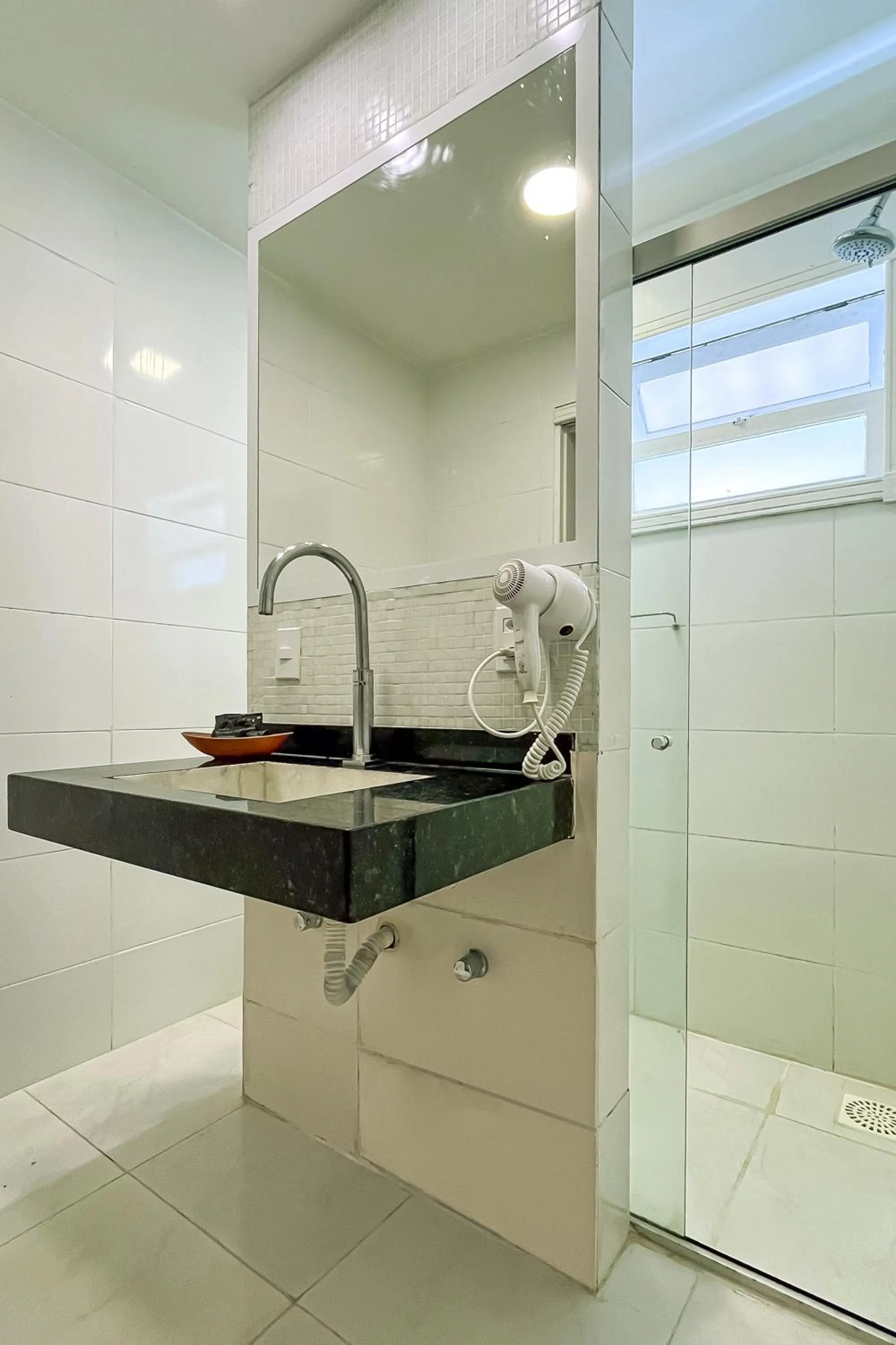 Shower in Pousada Aroma do Mar by Latitud Hoteles