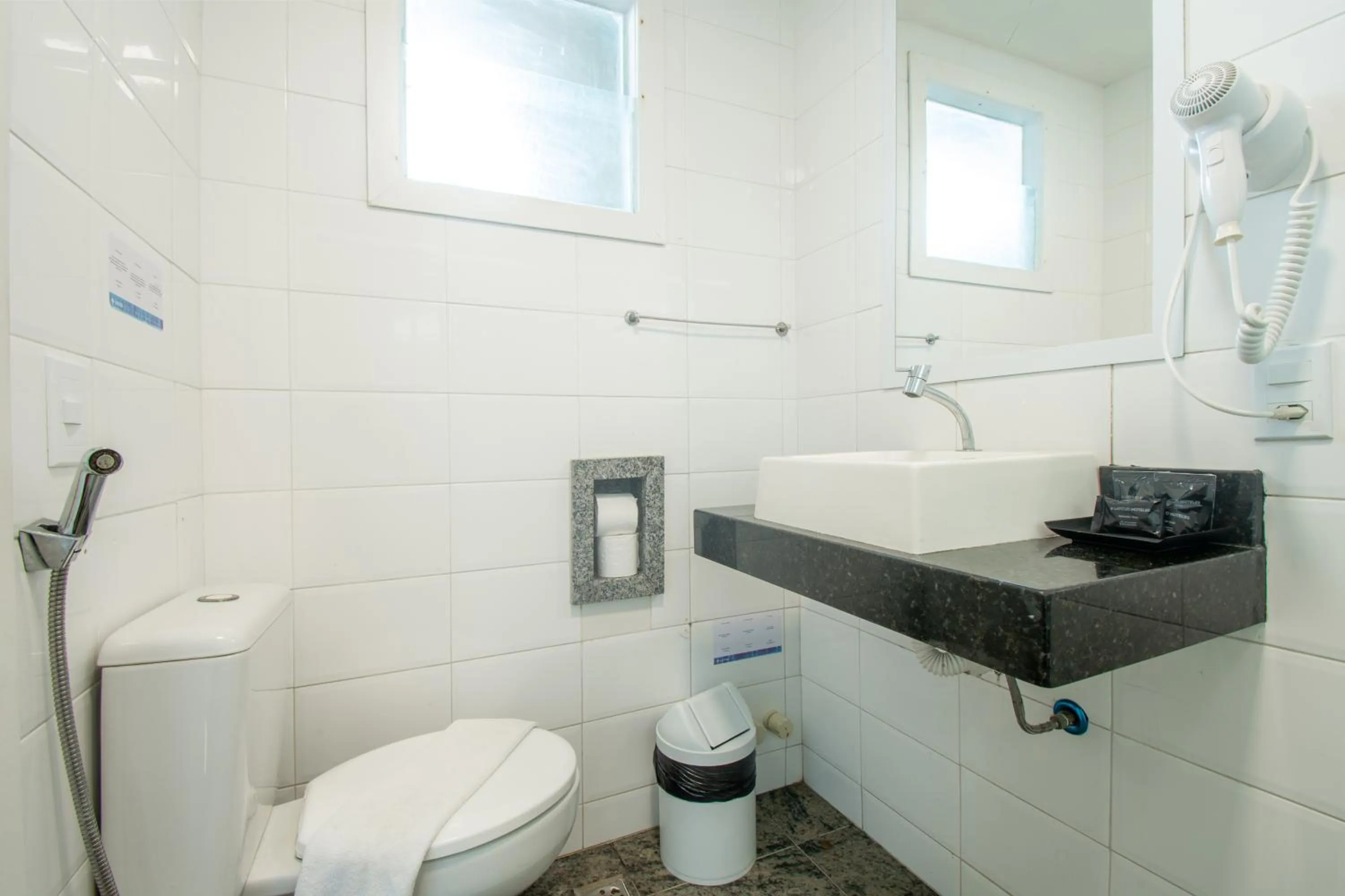 Shower in Pousada Aroma do Mar by Latitud Hoteles