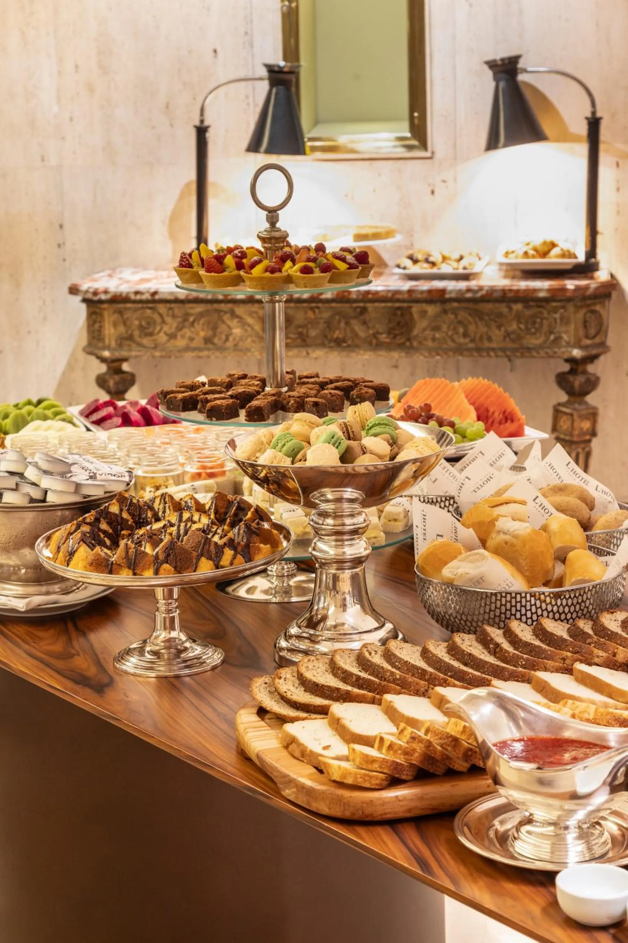 Restaurant/places to eat in L'Hotel PortoBay São Paulo