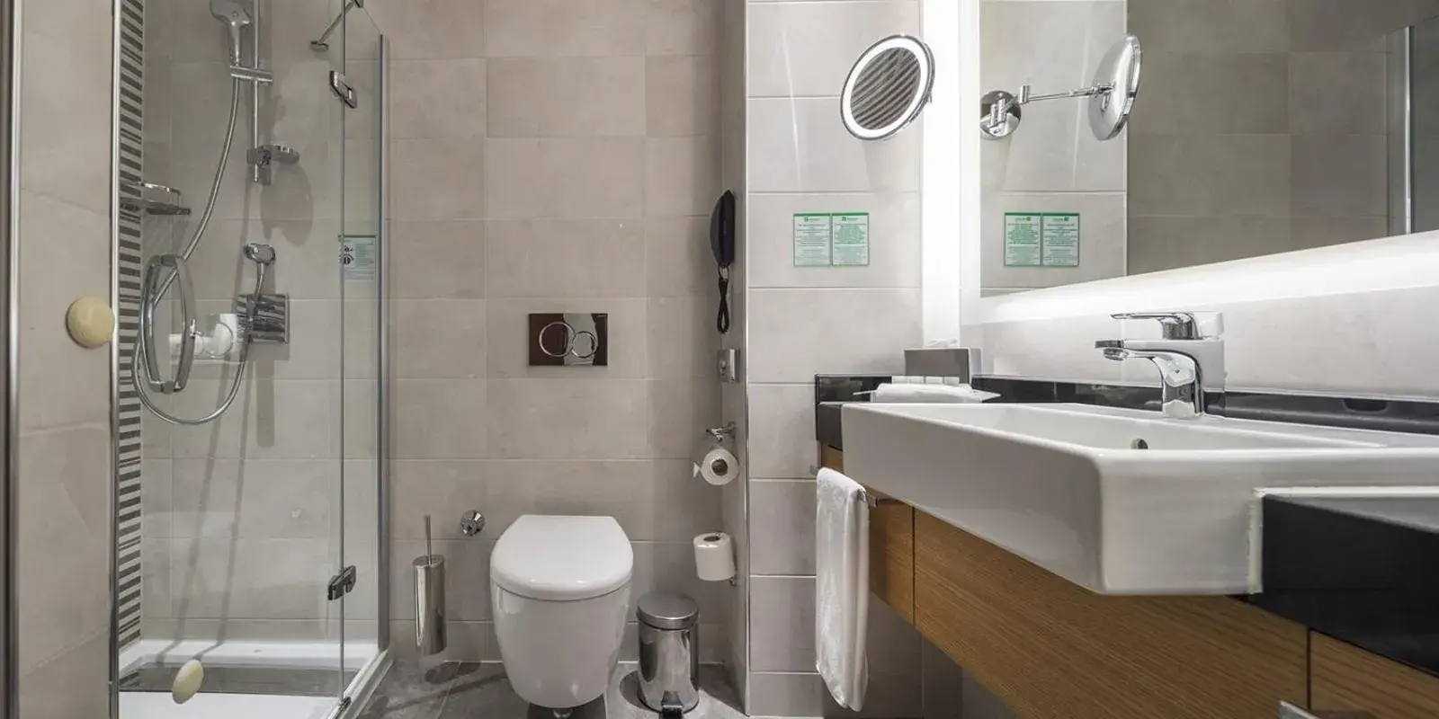 Queen Room with Sea View in Holiday Inn Istanbul - Tuzla Bay by IHG Queen Room with Sea View in Holiday Inn Istanbul - Tuzla Bay by IHG