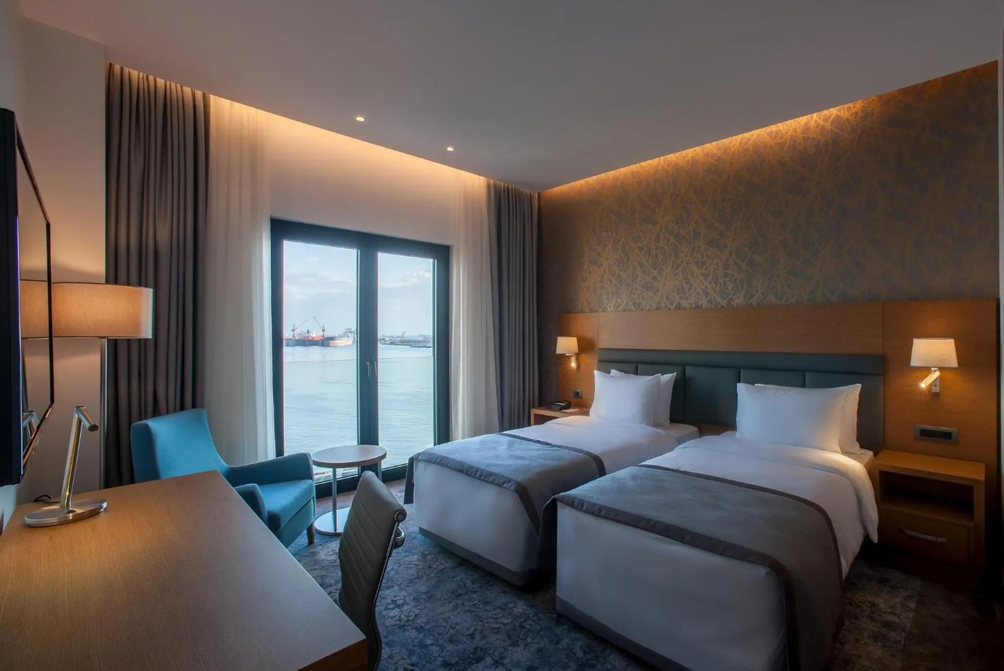 Photo of the whole room, Bed in Holiday Inn Istanbul - Tuzla Bay by IHG