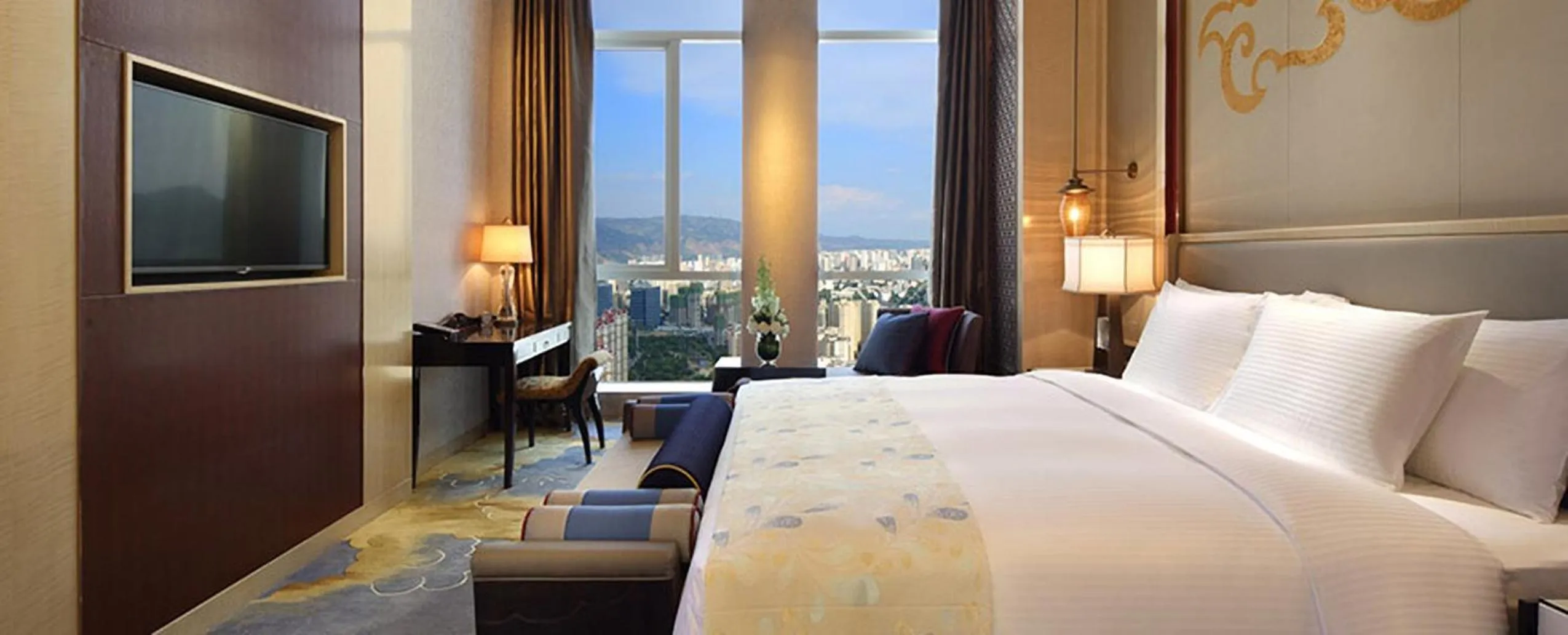 Photo of the whole room, Bed in Wanda Vista Xining