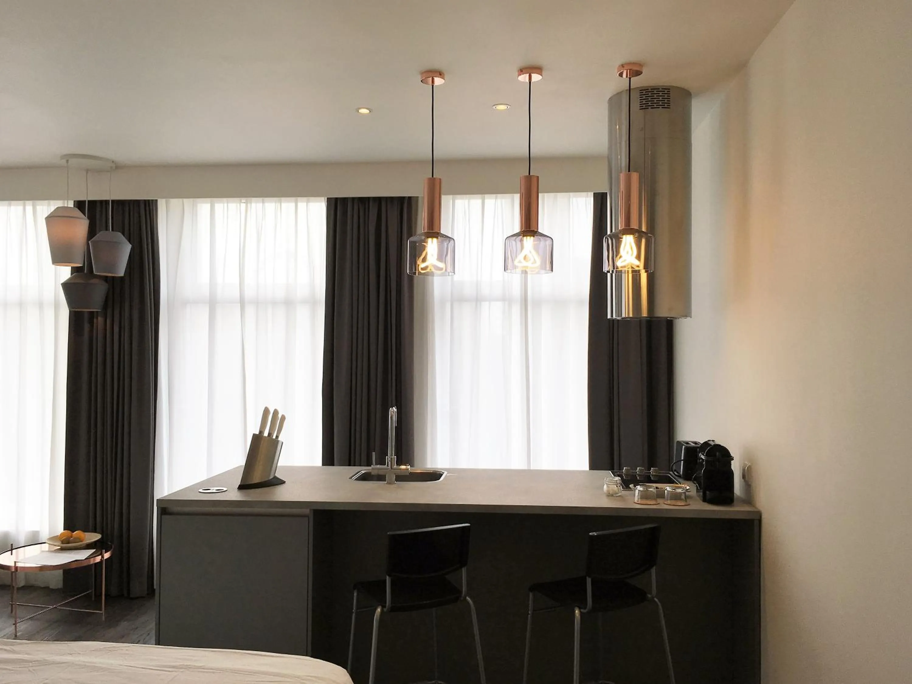 Kitchen or kitchenette in De With Studio's