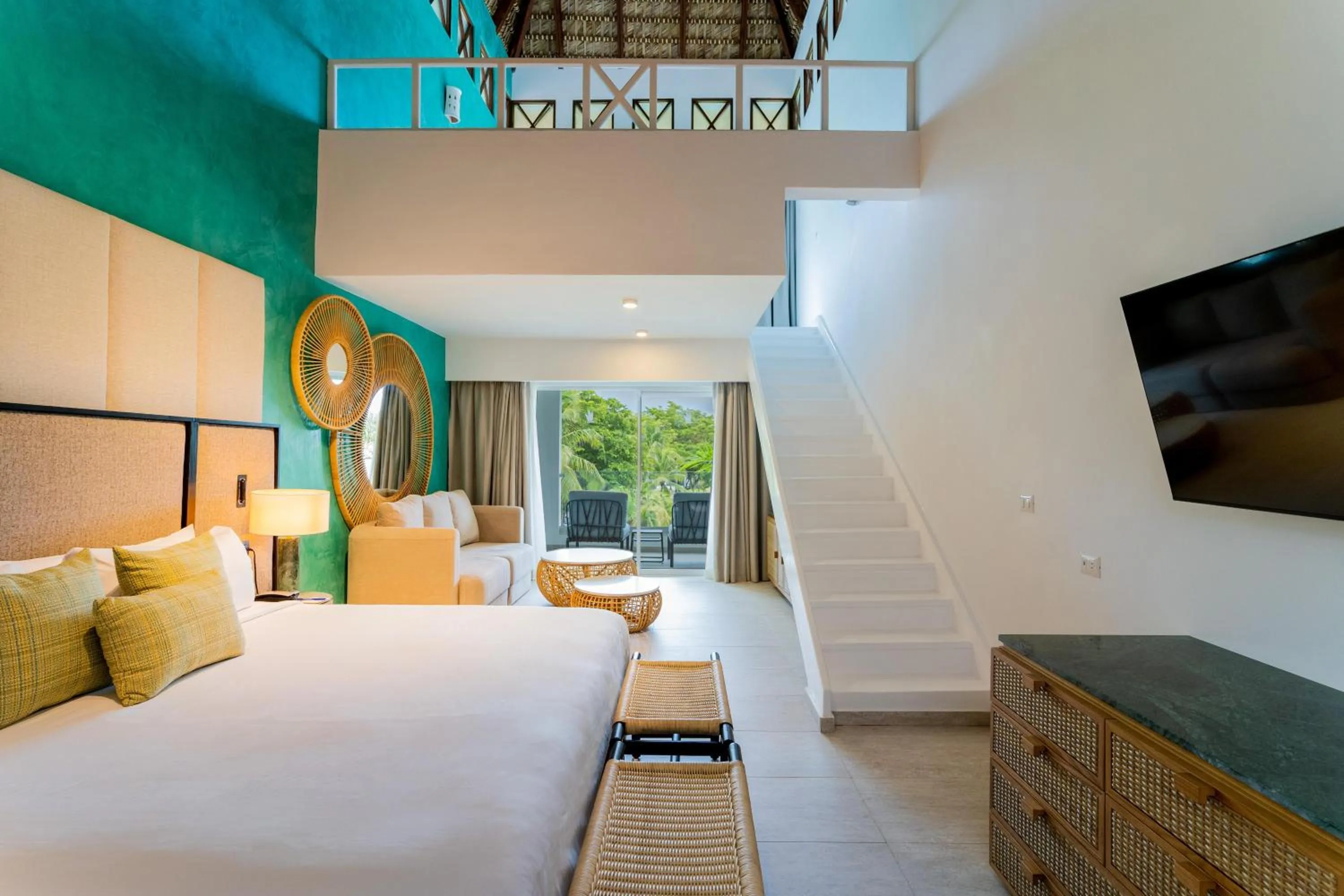 Photo of the whole room, Bed in Caribe Deluxe Princess - All Inclusive