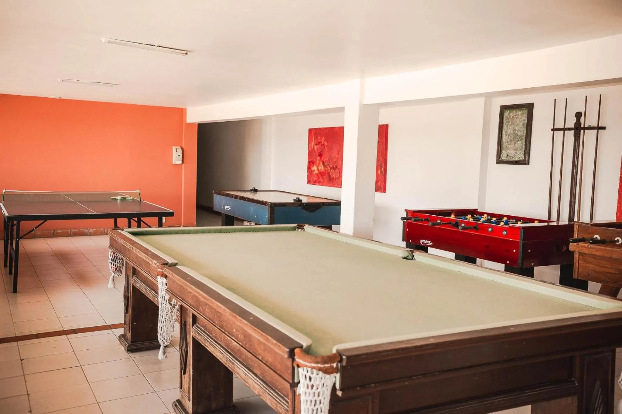 Billiard in Colonna Galapagos Garden Hotel