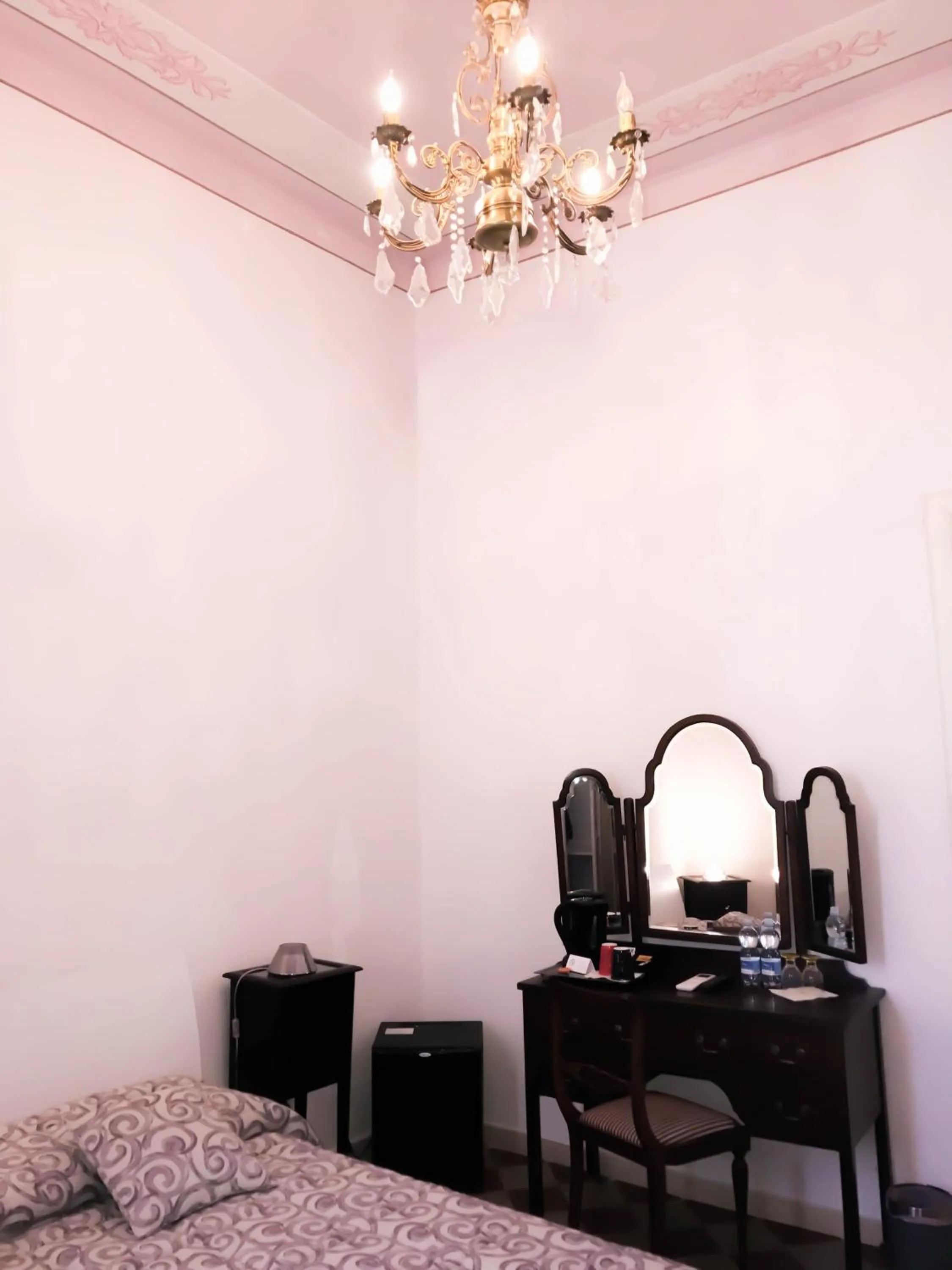 Photo of the whole room in Eleonora Room & Breakfast