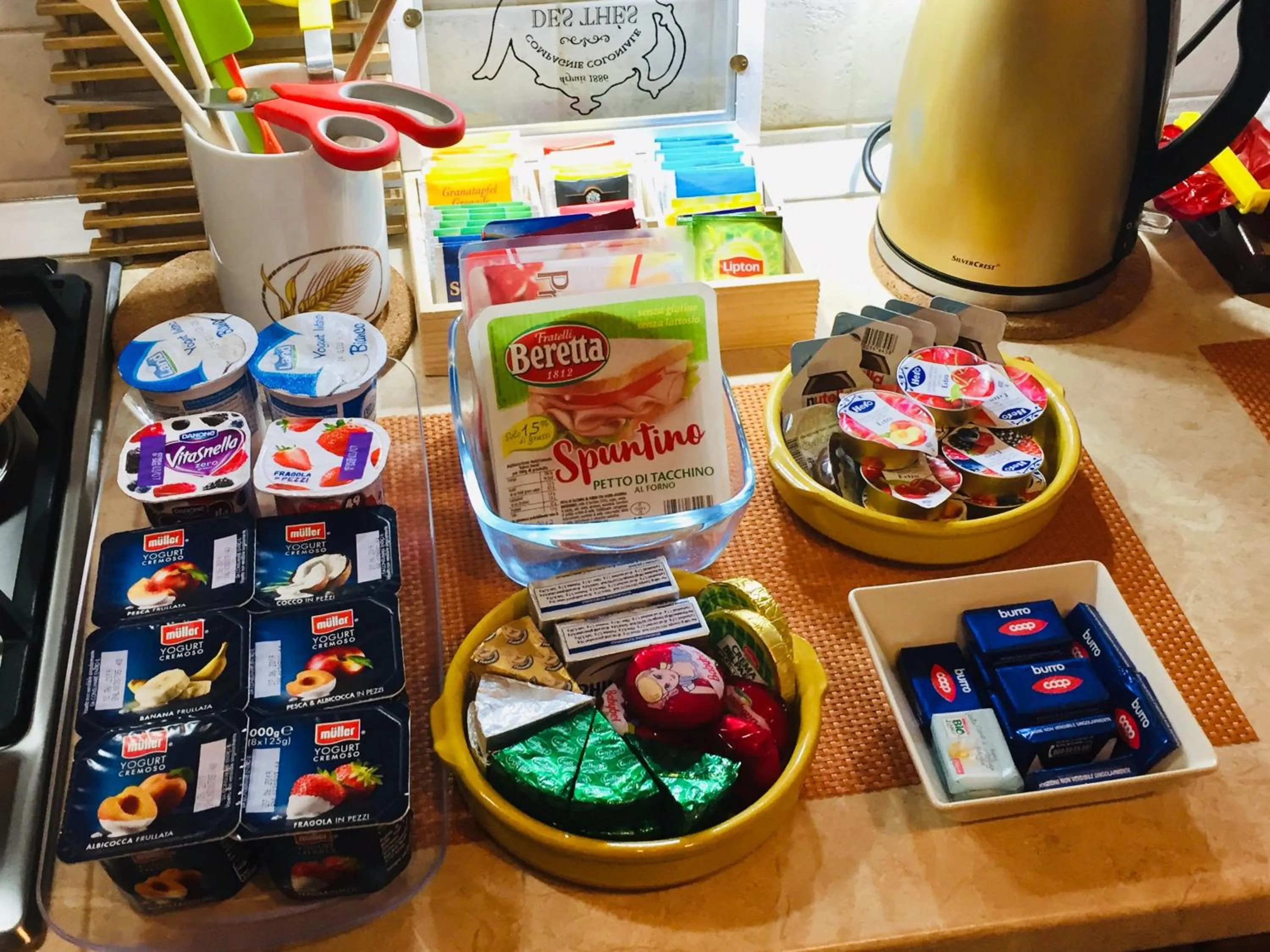 Breakfast in Golden Rooms Bed & Breakfast