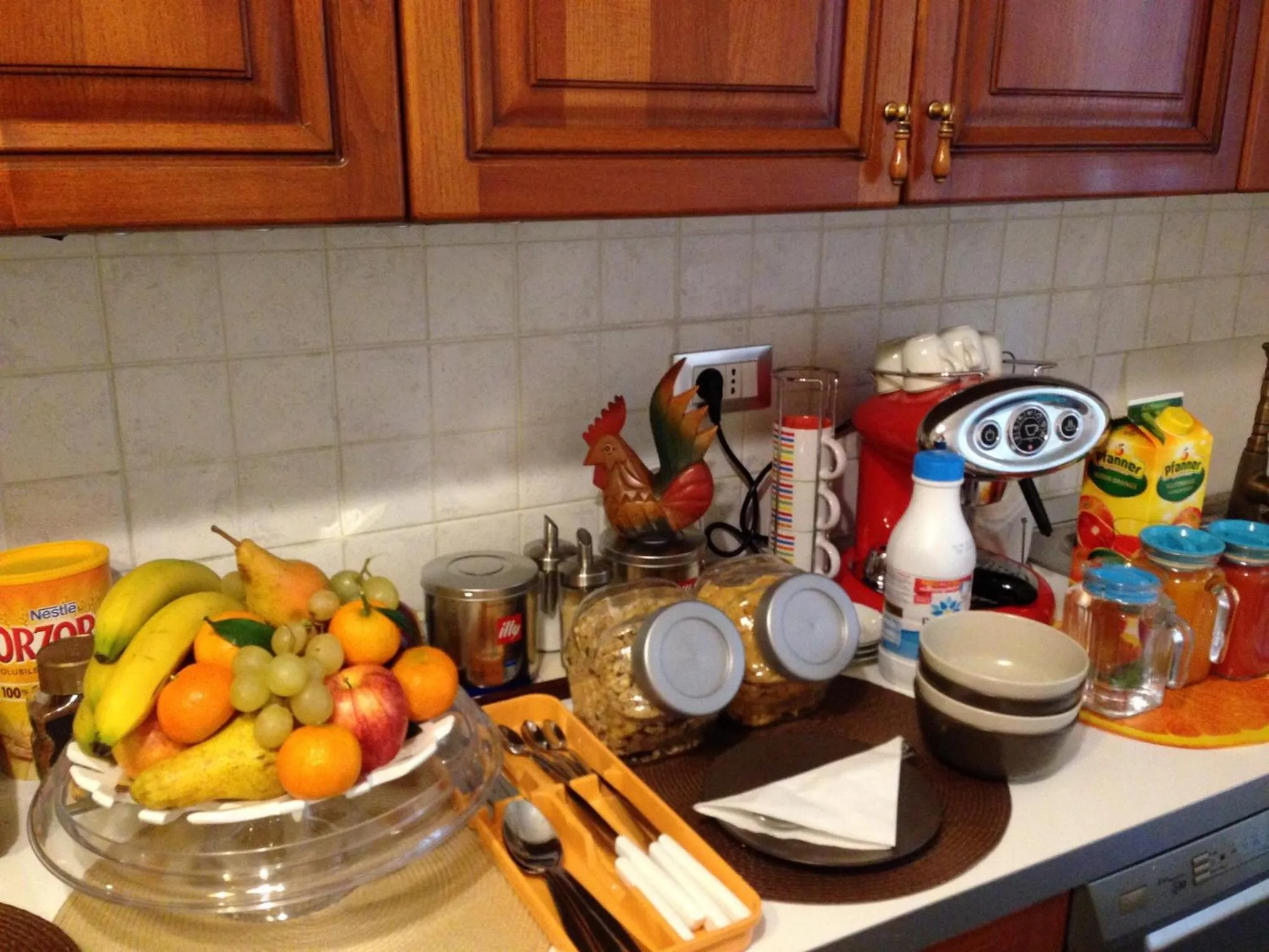 Buffet breakfast in Golden Rooms Bed & Breakfast