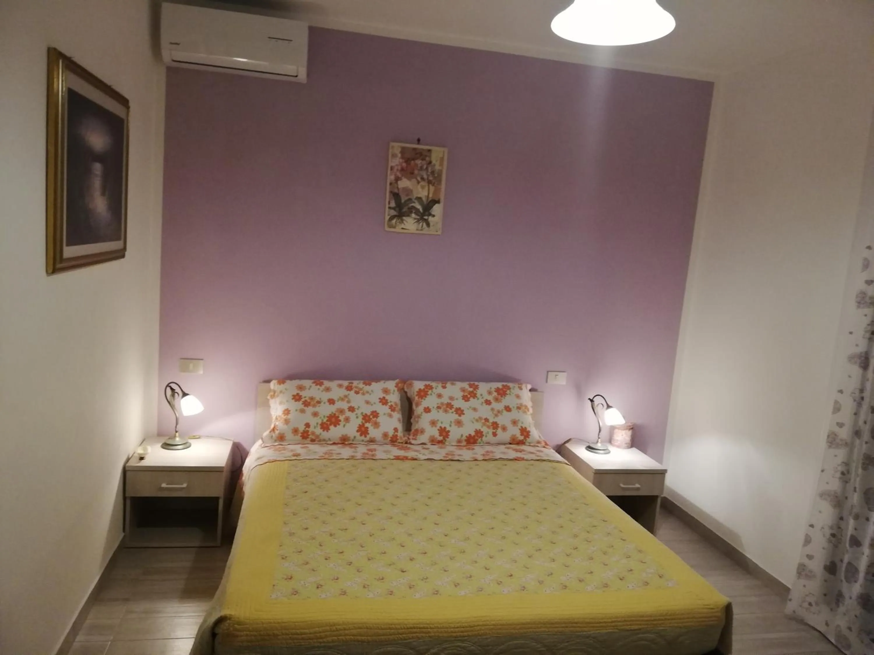 Sea view, Bed in B&B RIPALTA