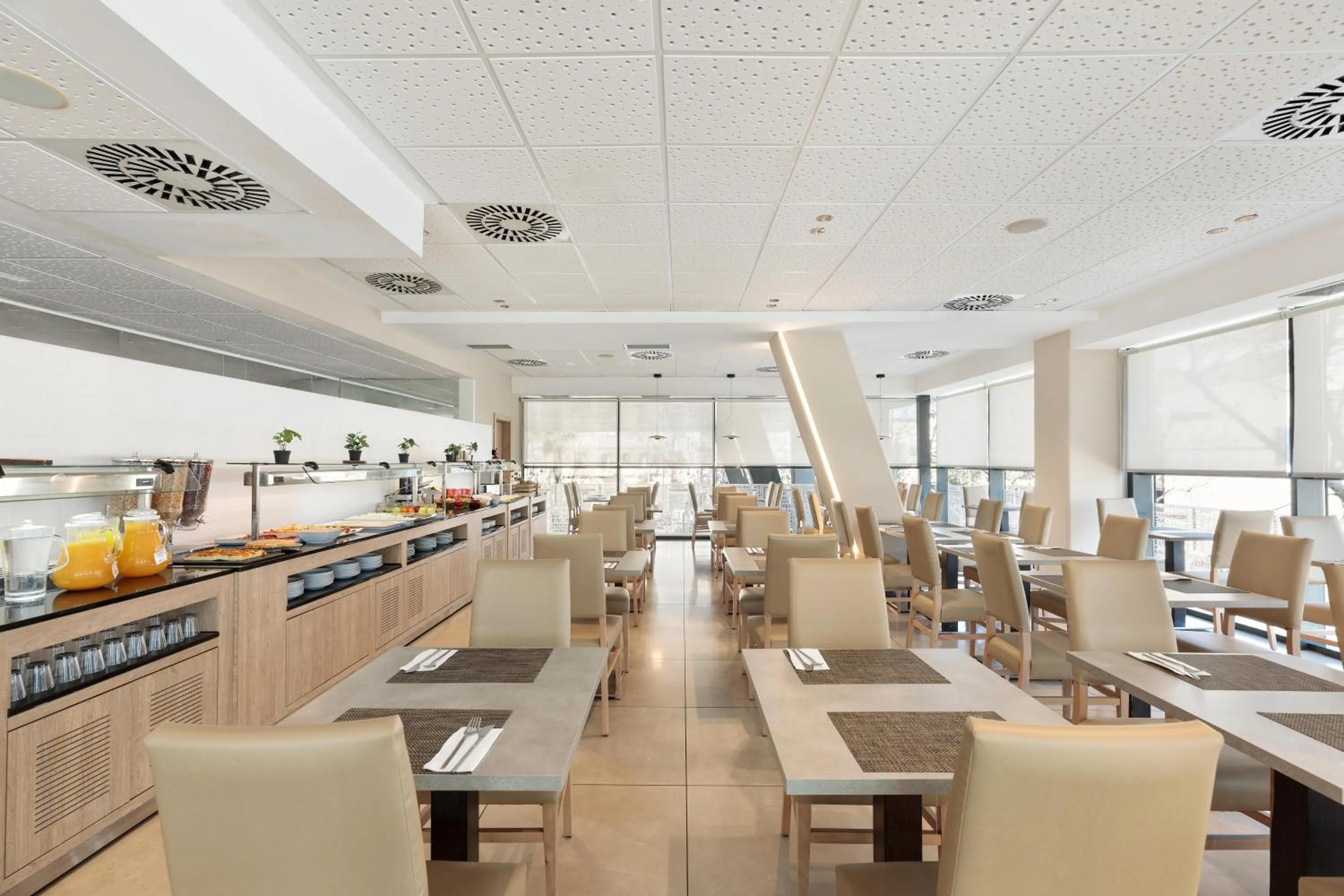 Restaurant/places to eat in Hotel Best 4 Barcelona