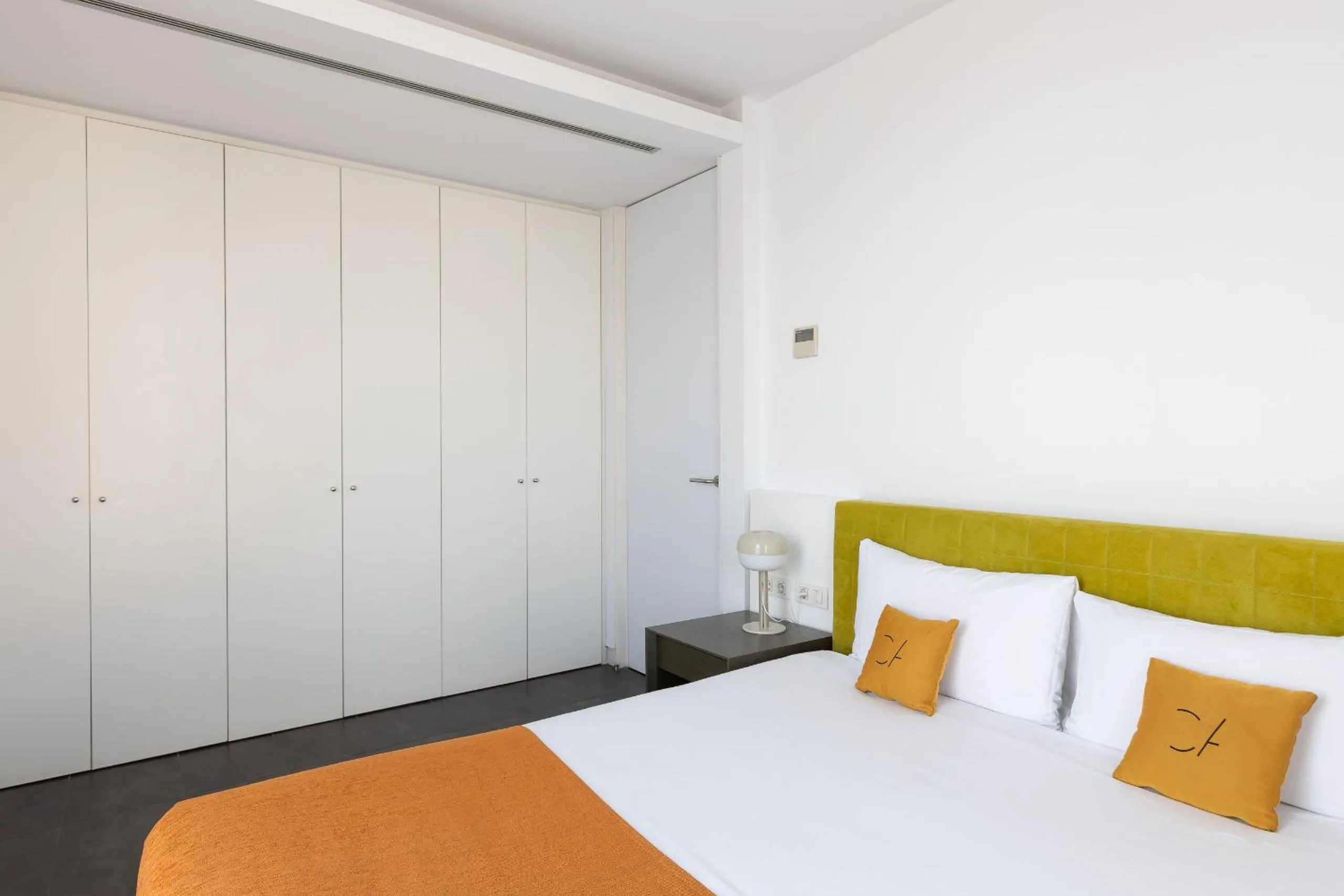 Photo of the whole room, Bed in Cosmo Apartments Sants