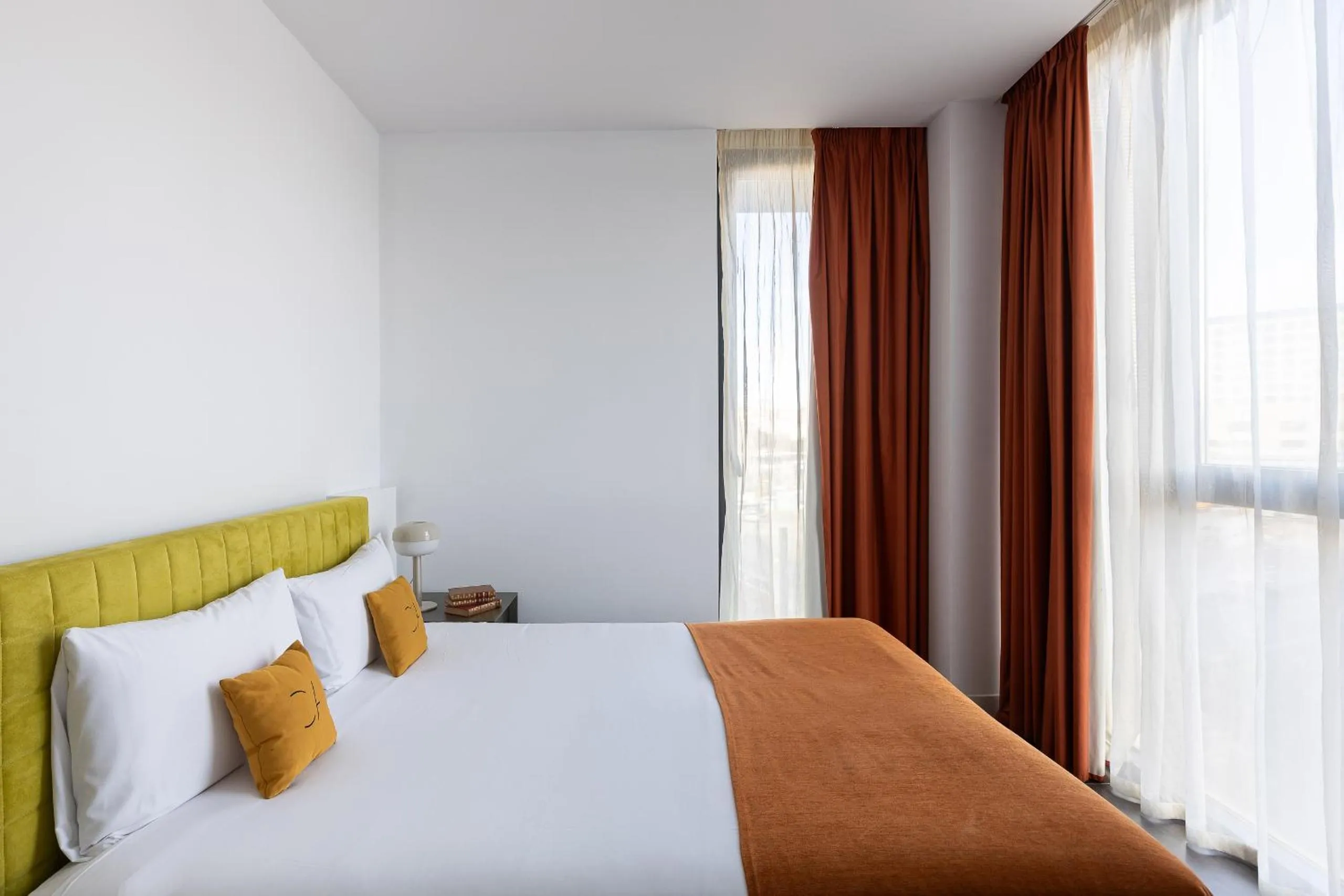 Bed in Cosmo Apartments Sants