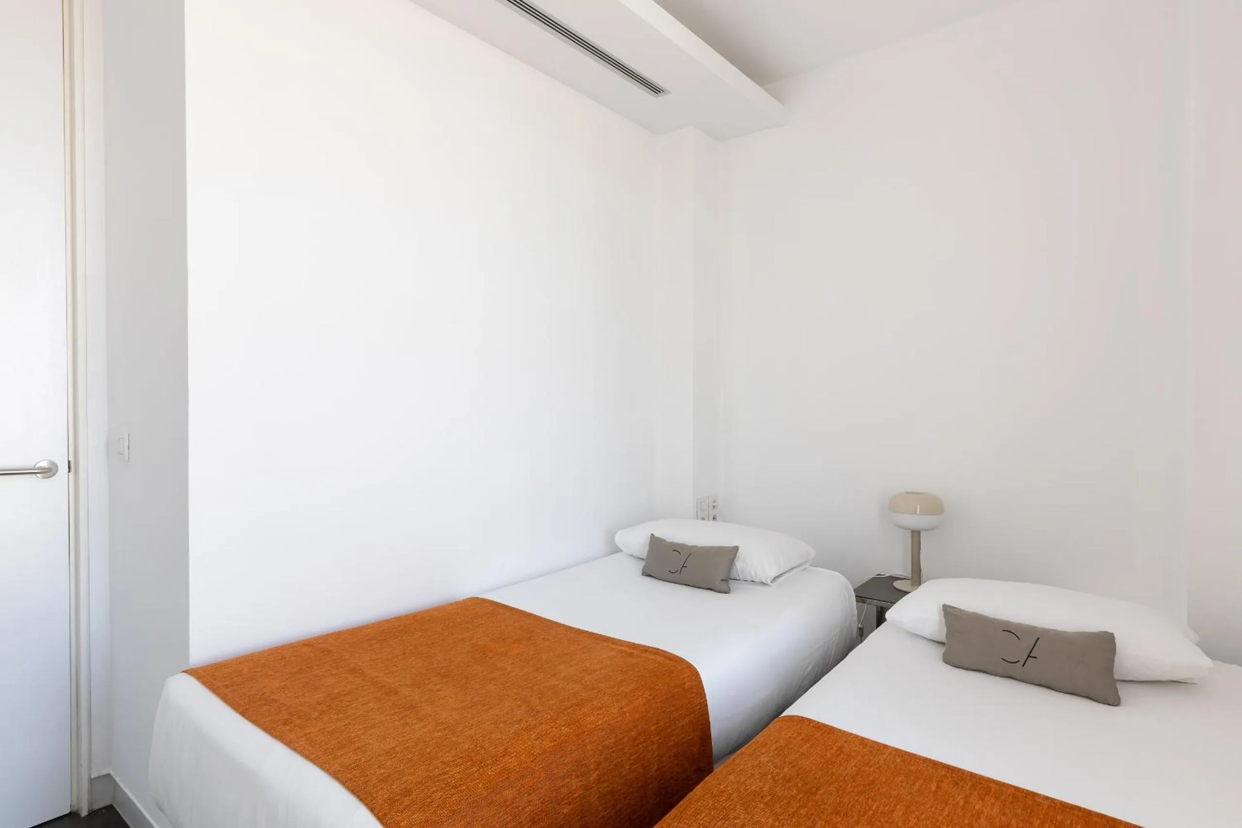 Bed in Cosmo Apartments Sants