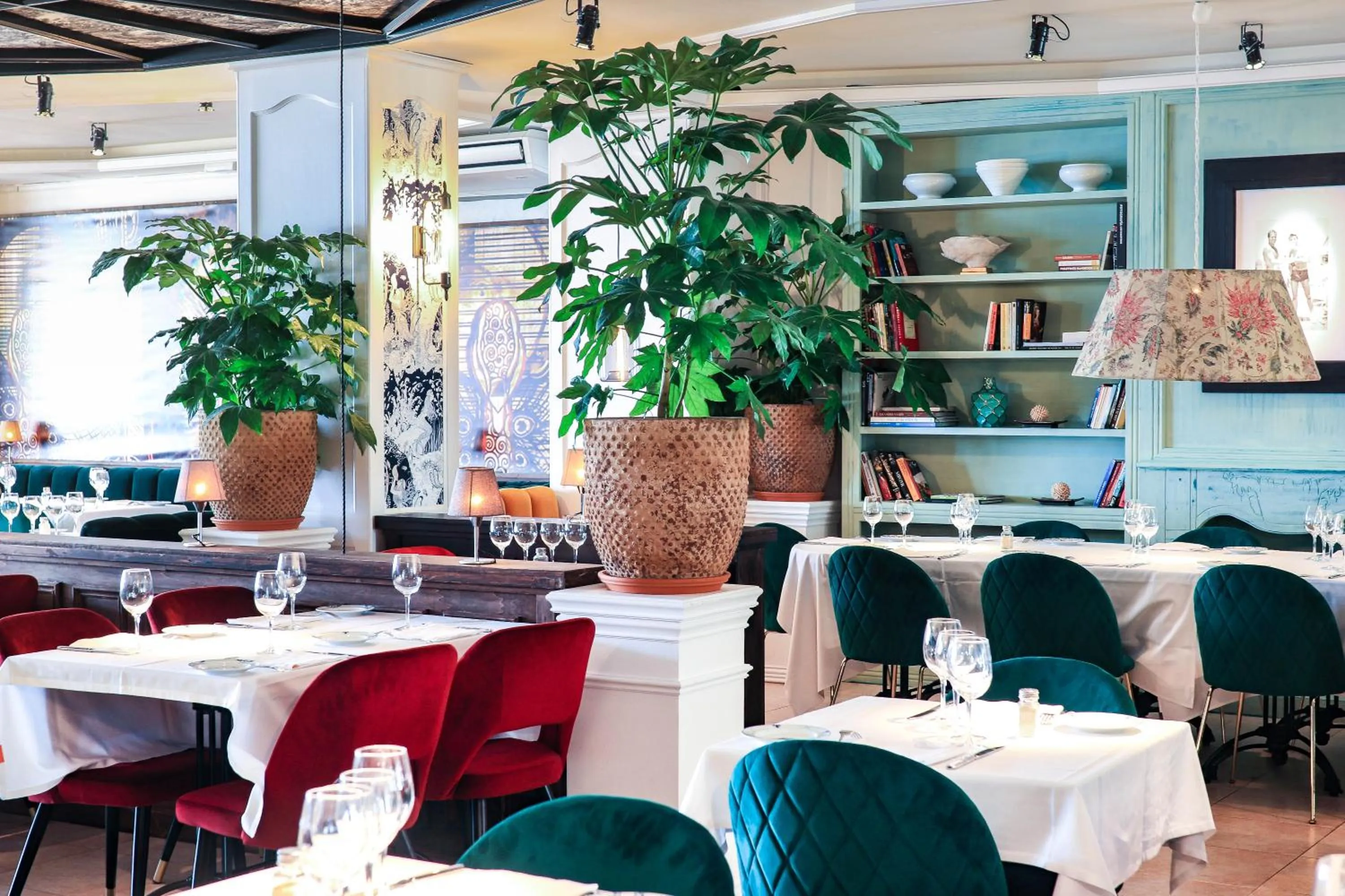 Restaurant/places to eat in Hotel Rosamar